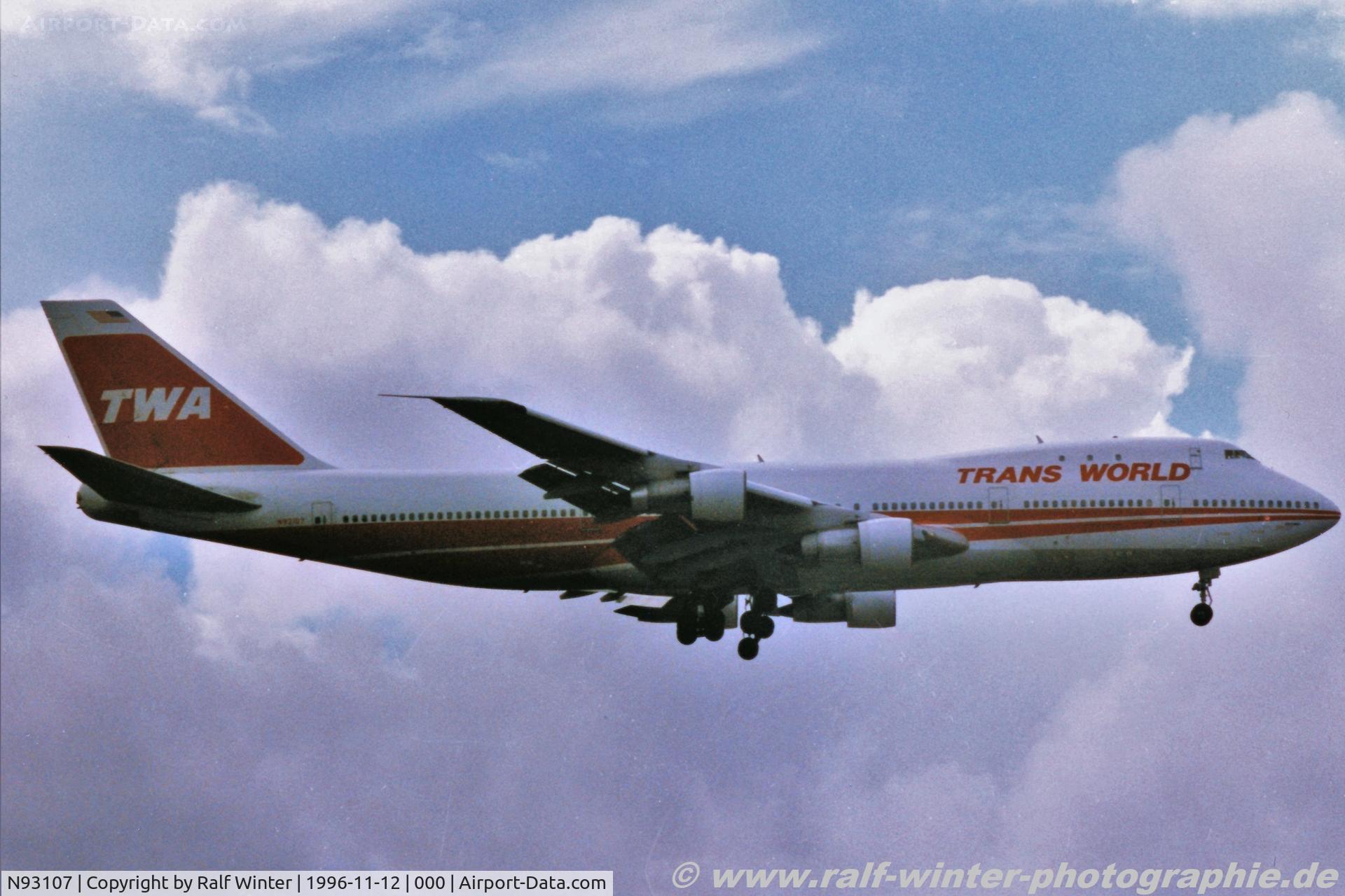 N93107, 1970 Boeing 747-131 C/N 19673, Boeing 747-131 - TW TWA Trans World Airlines - 19673 - N93107 - 11.1996