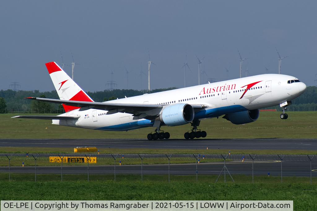OE-LPE, 1998 Boeing 777-2Q8/ER C/N 27607, Austrian Airlines Boeing 777-200ER