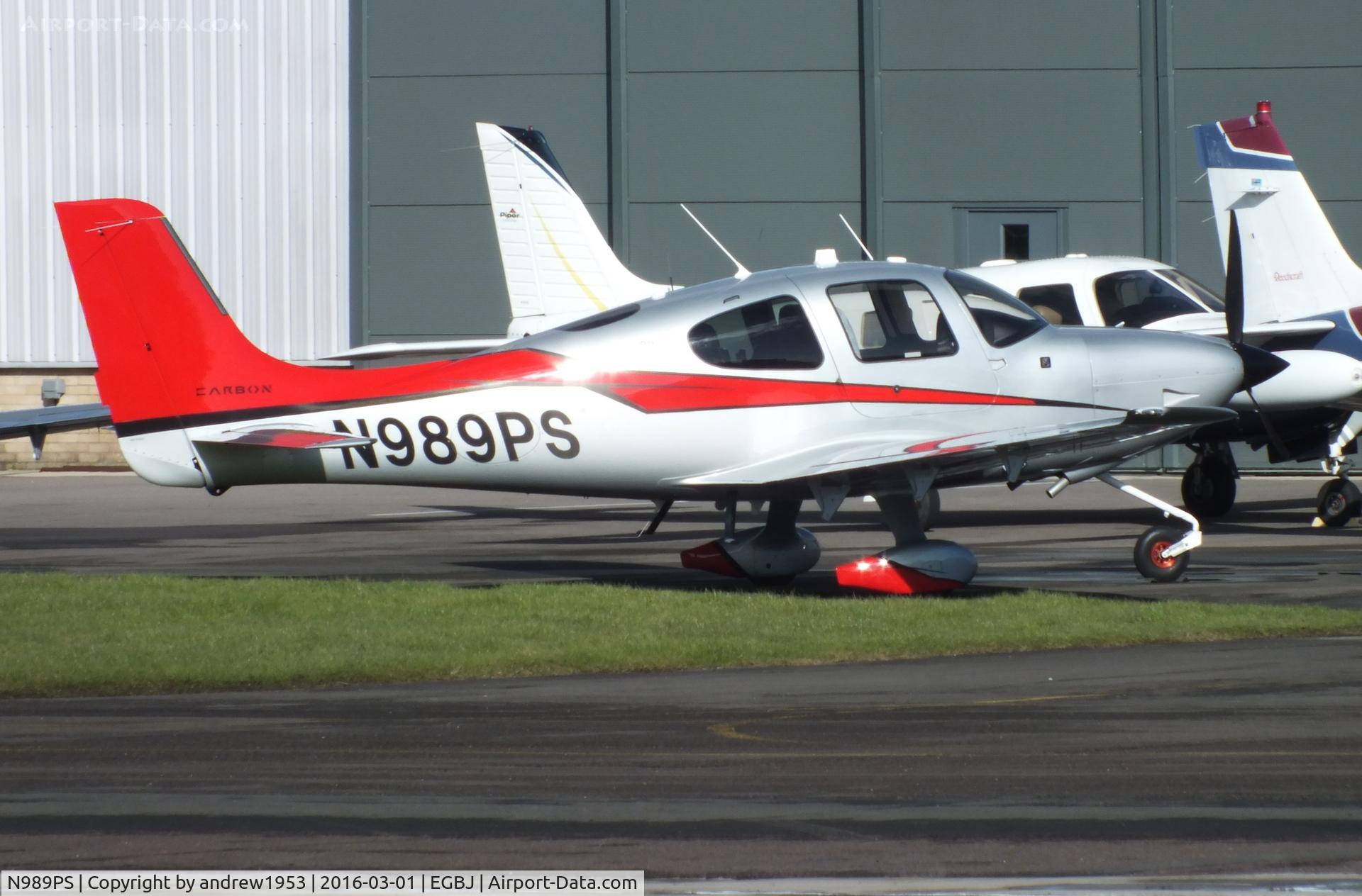 N989PS, 2014 Cirrus SR22 GTS Carbon C/N 4104, N989ps at Gloucestershire Airport.