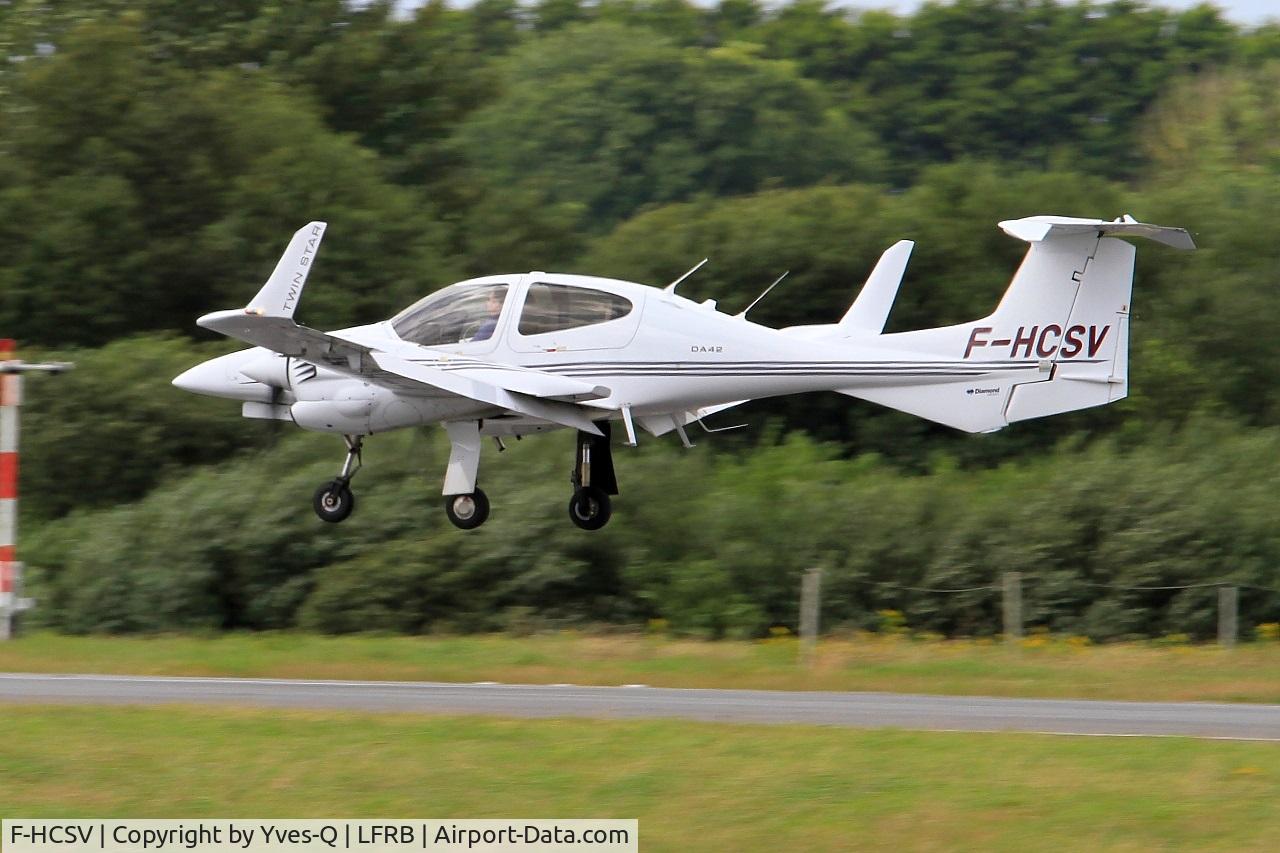 F-HCSV, 2008 Diamond DA-42 Twin Star C/N 42.371, Diamond DA-42 Twin Star, Landing rwy 25L, Brest-Bretagne airport (LFRB-BES)