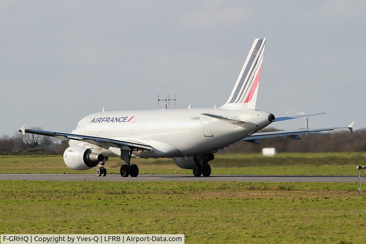 F-GRHQ, 2000 Airbus A319-111 C/N 1404, Airbus A319-111, Take off run rwy 25L, Brest-Bretagne airport (LFRB-BES)