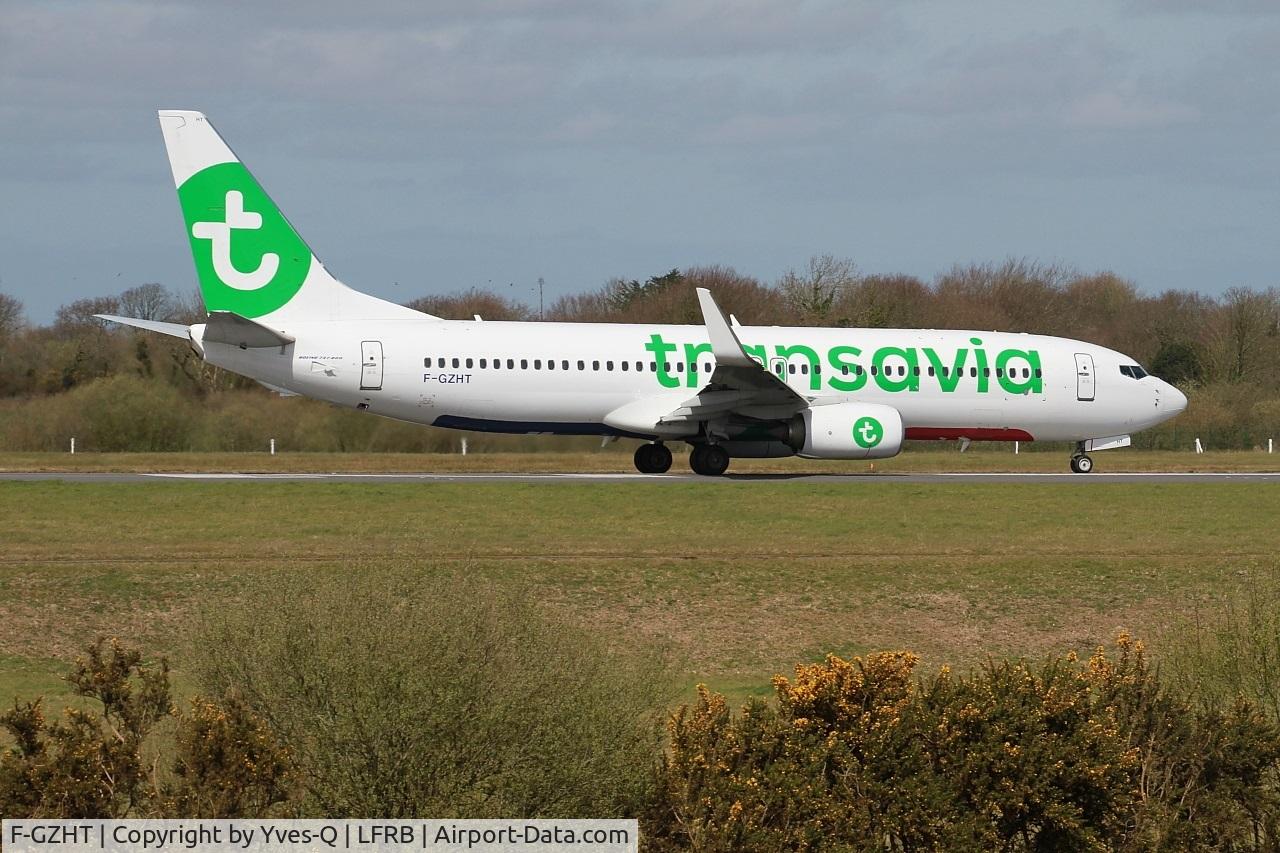 F-GZHT, 2015 Boeing 737-85R C/N 41332/5392, Boeing 737-85R, Taxiing rwy 25L, Brest-Bretagne airport (LFRB-BES)