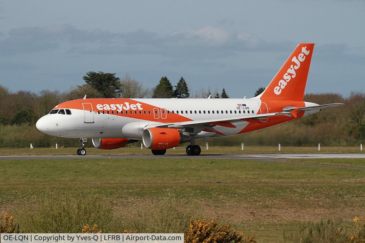 OE-LQN, 2008 Airbus A319-111 C/N 3735, Airbus A319-111, Take off run rwy 25L, Brest-Bretagne airport (LFRB-BES)