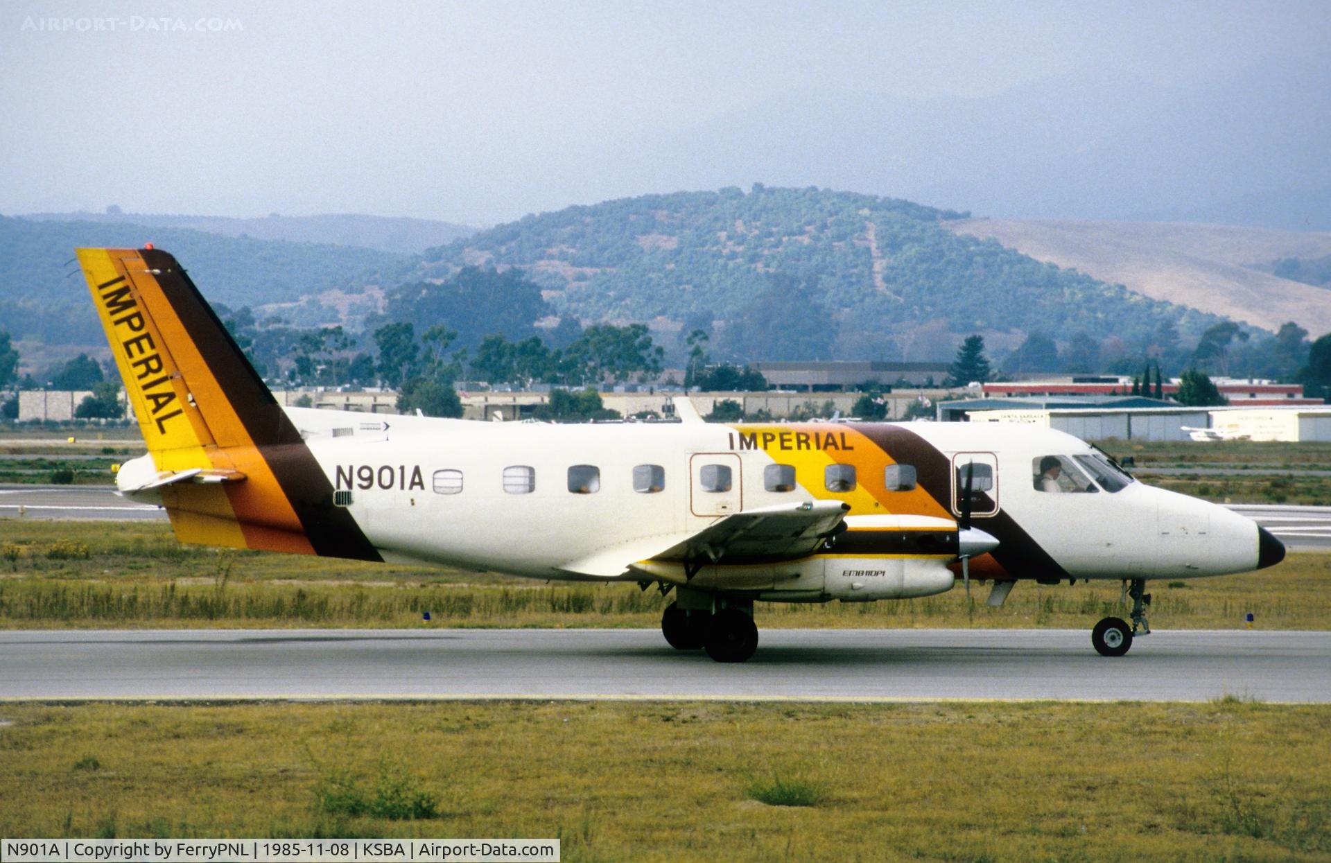 N901A, Embraer EMB-110P1 Bandeirante C/N 110293, Imperial EMB110 for departure