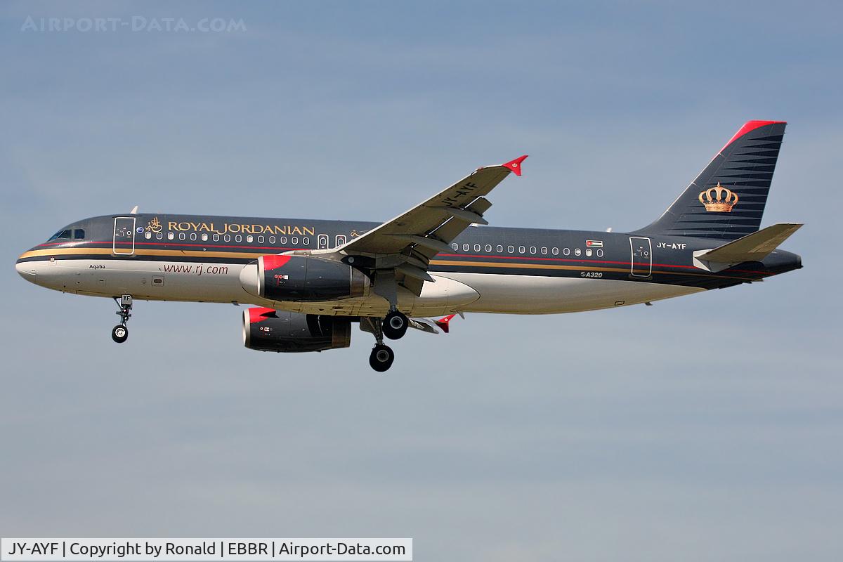 JY-AYF, 2006 Airbus A320-232 C/N 2692, at bru