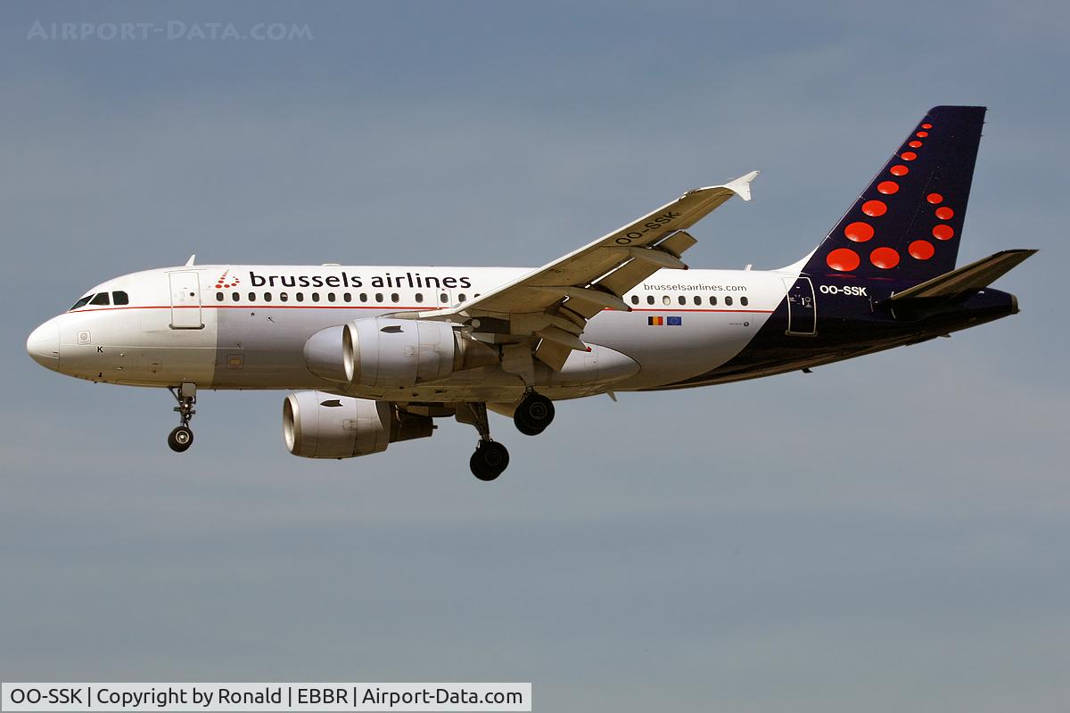 OO-SSK, 2000 Airbus A319-112 C/N 1336, at bru