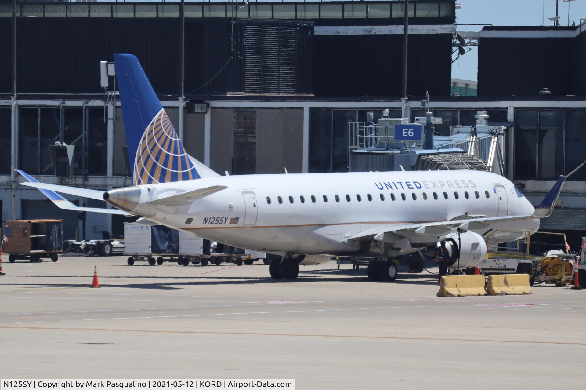 N125SY, 2014 Embraer 175LR (ERJ-170-200LR) C/N 17000440, ERJ-170-200LR