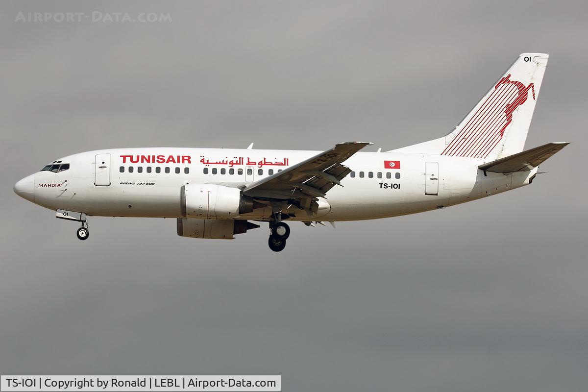 TS-IOI, 1994 Boeing 737-5H3 C/N 27257, at bcn