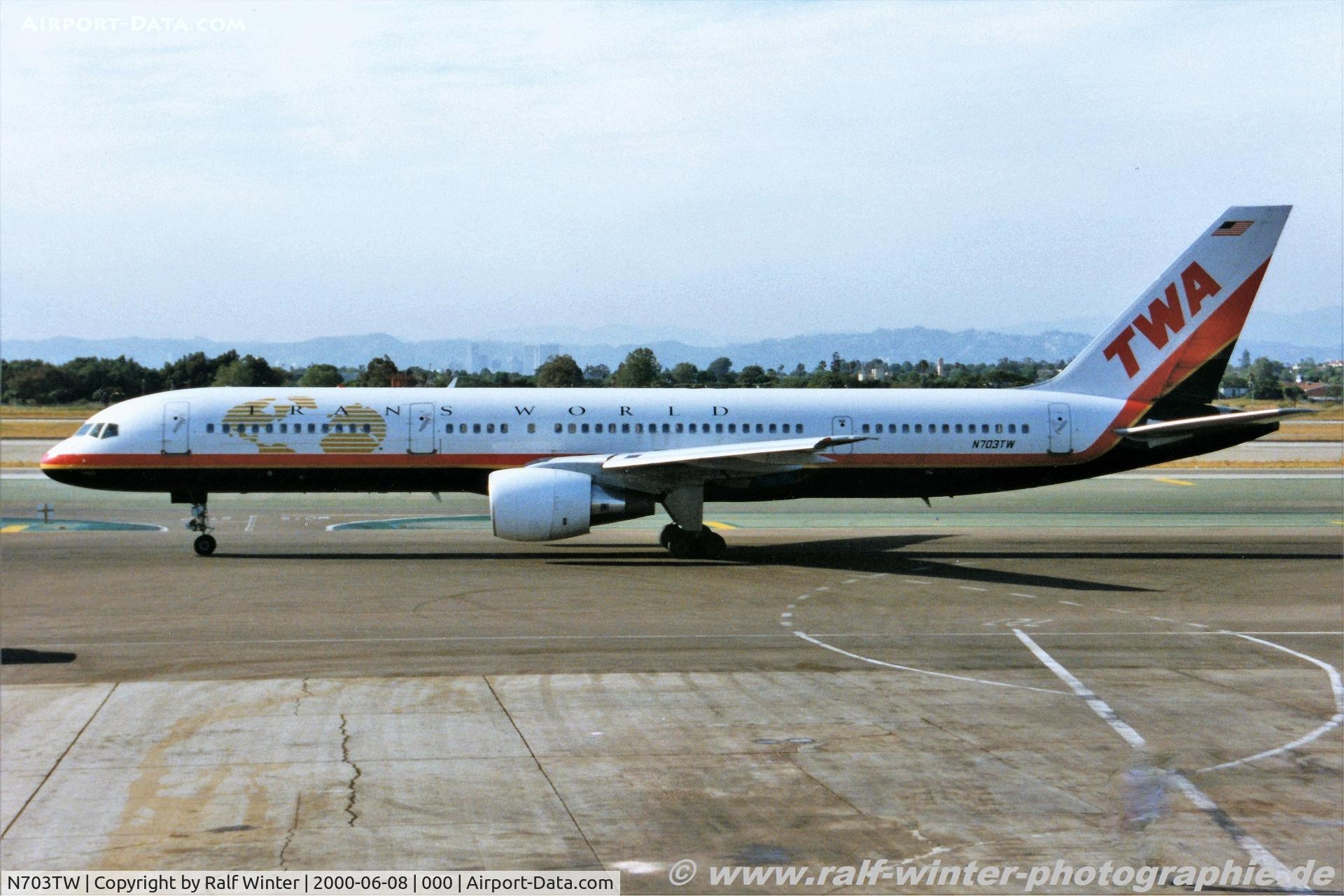 N703TW, 1996 Boeing 757-2Q8 C/N 27620, Boeing 757-2Q8 - TW TWA Trans World Airlines - 27620 - N703TW - 06.2000