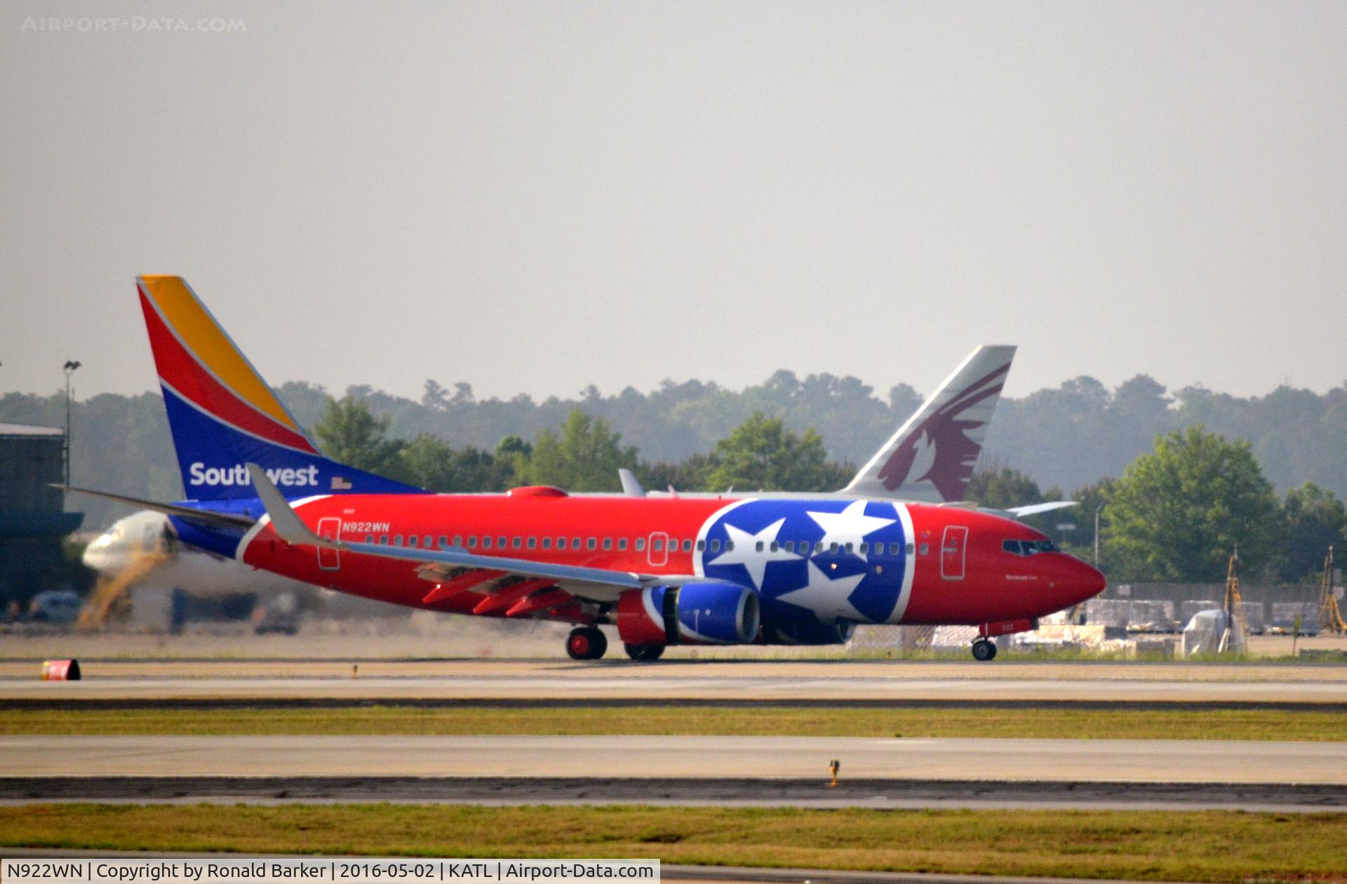 N922WN, 2008 Boeing 737-7H4 C/N 32461, Tennessee  Landing Atlanta