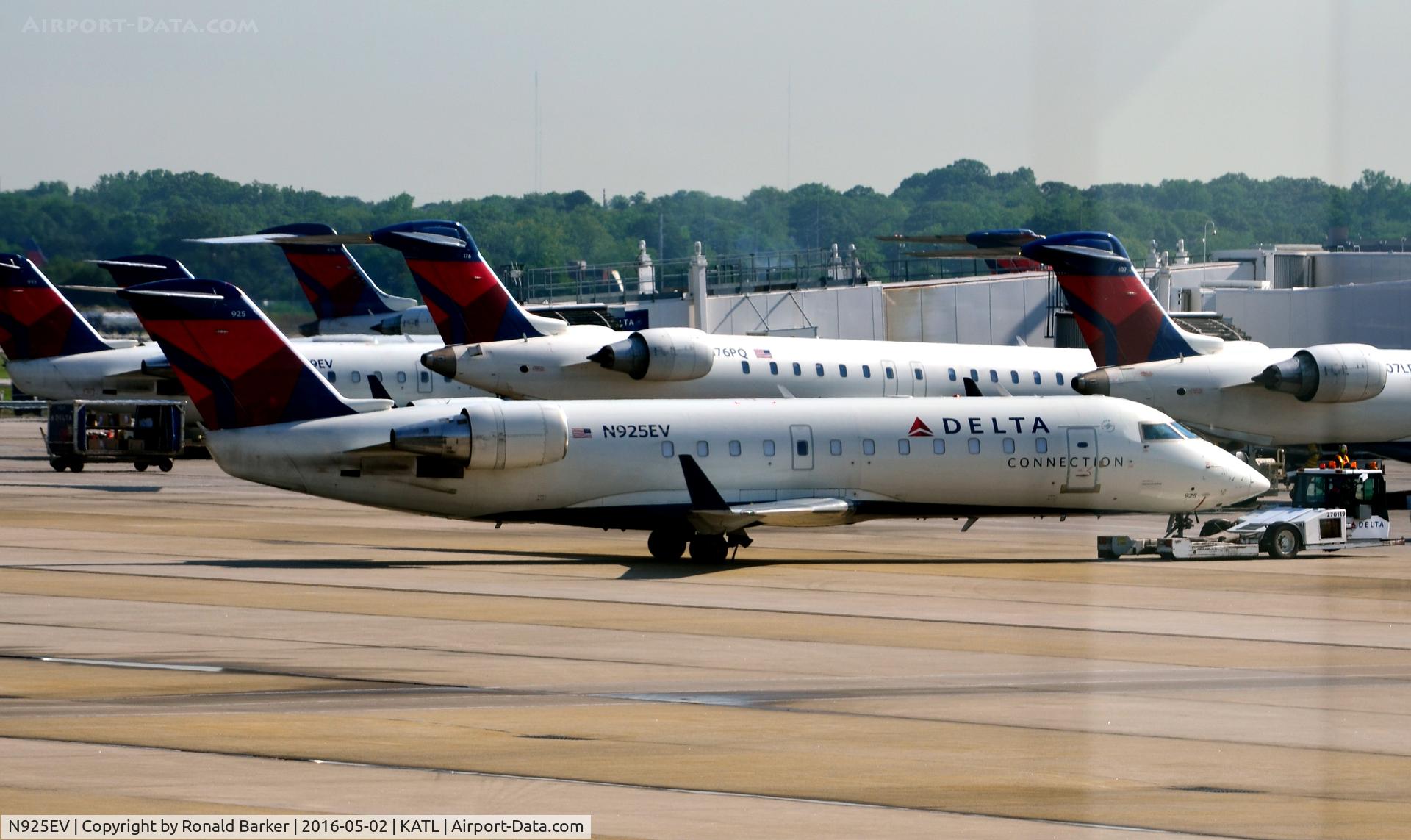 N925EV, 2003 Bombardier CRJ-200ER (CL-600-2B19) C/N 7831, Towed Atlanta
