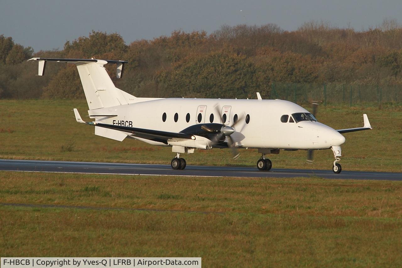 F-HBCB, 1999 Raytheon 1900D C/N UE-390, Raytheon 1900D, Taxiing rwy 25L, Brest-Bretagne airport (LFRB-BES)