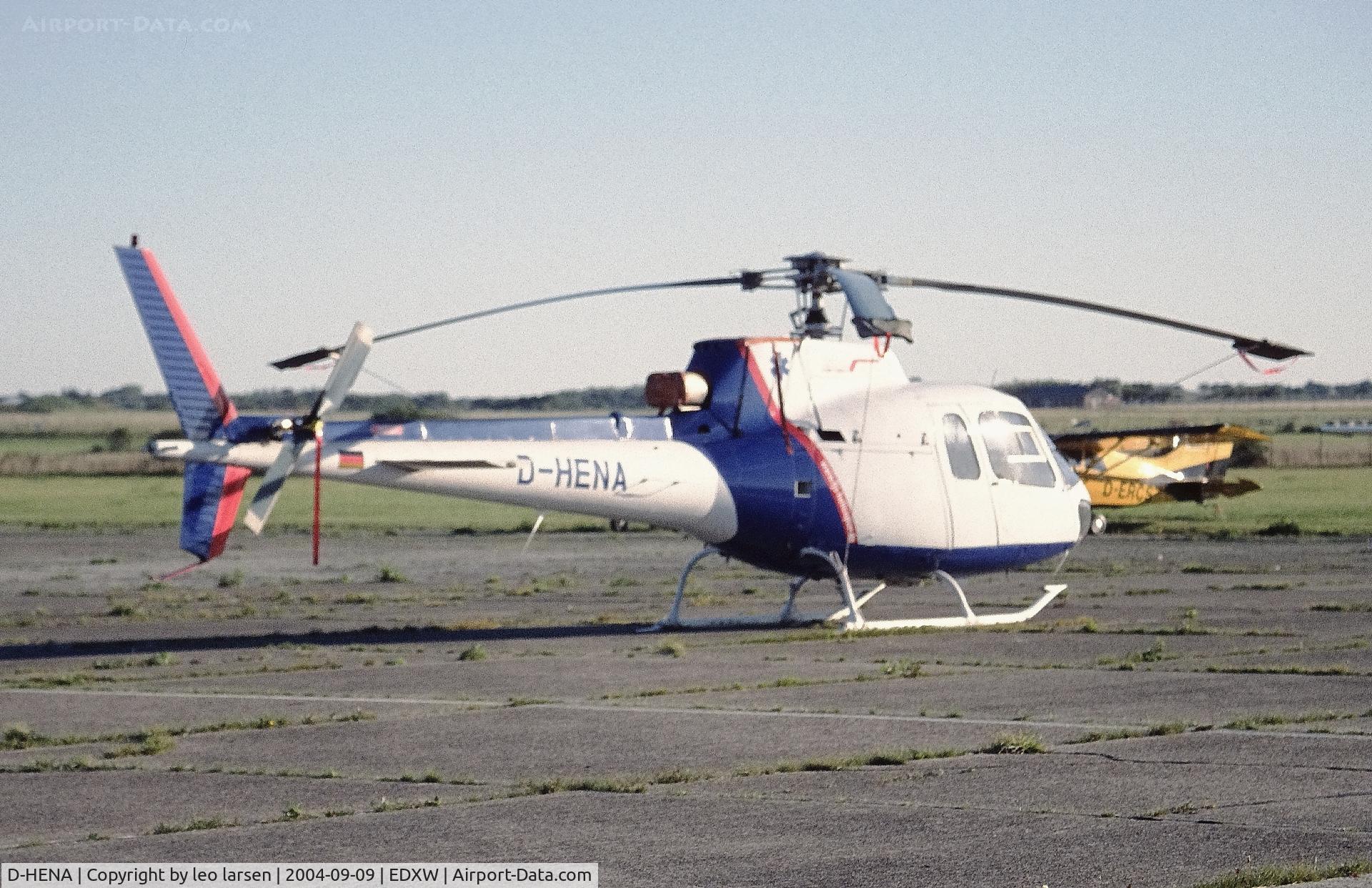 D-HENA, 1984 Aerospatiale AS-350B Ecureuil C/N 1781, Sylt 9.9.2004