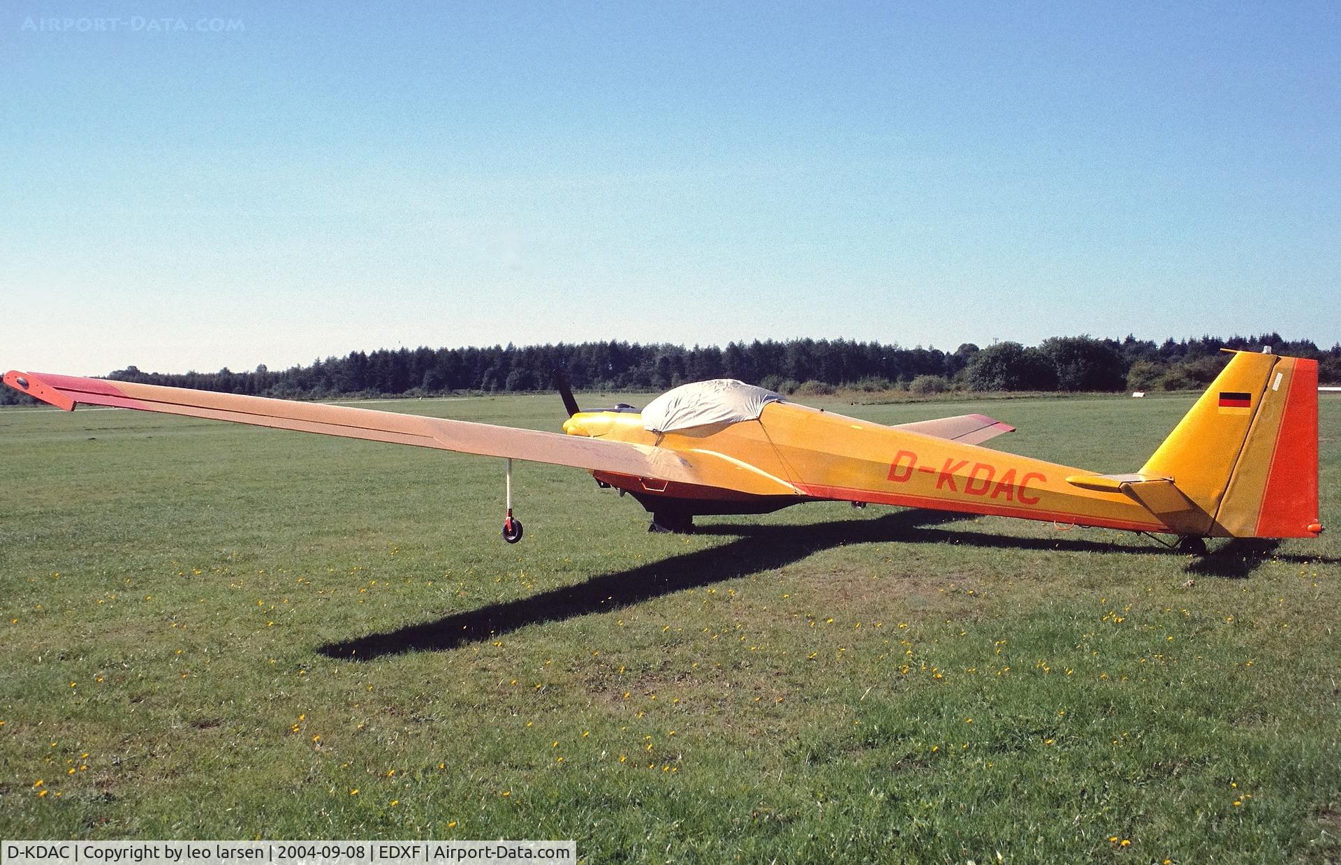 D-KDAC, Scheibe Flugzeugbau SF-25C Falke 2000 C/N 44265, Flensborg 8.9.2004