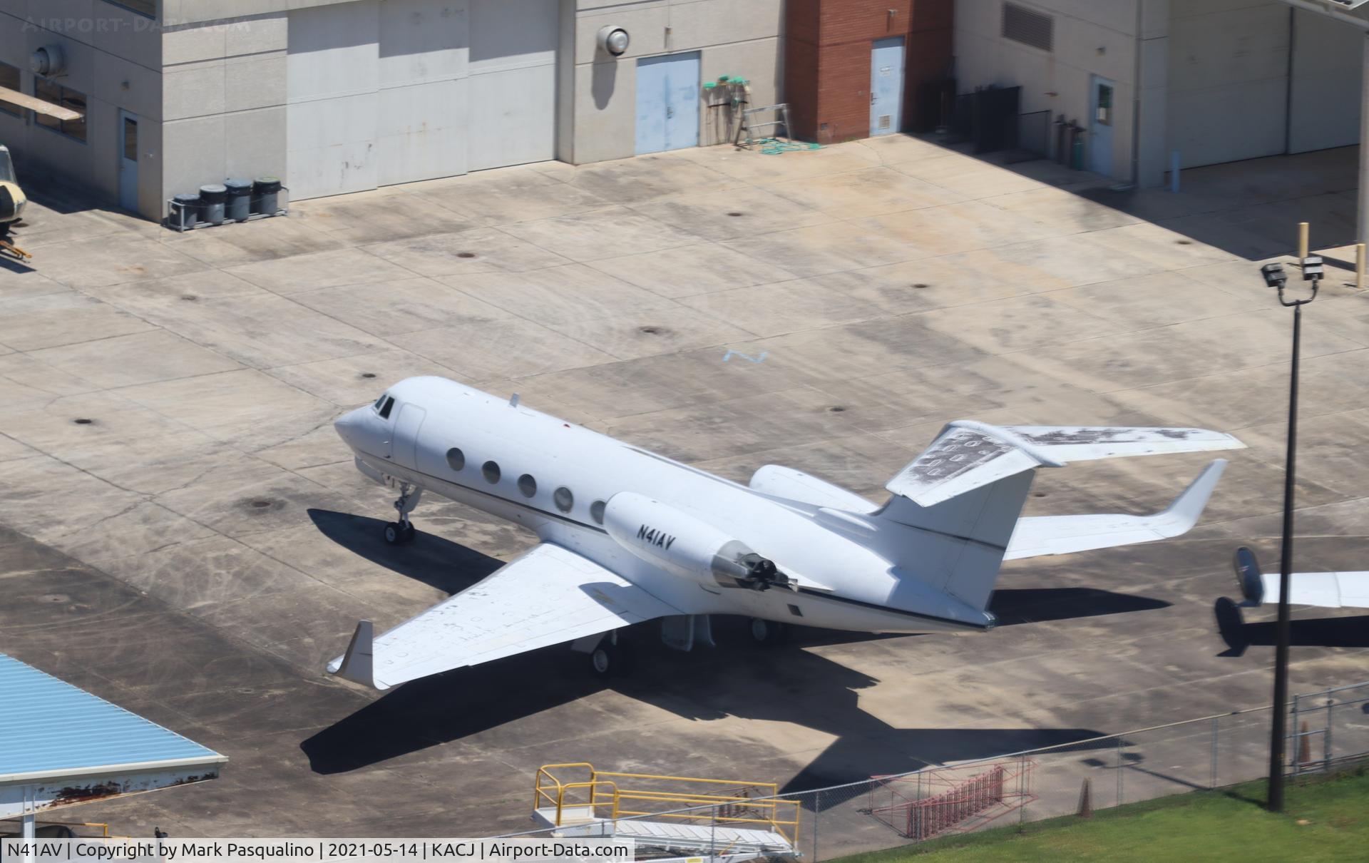 N41AV, 1969 Grumman G-1159 Gulfstream II C/N 61, Gulfstream II