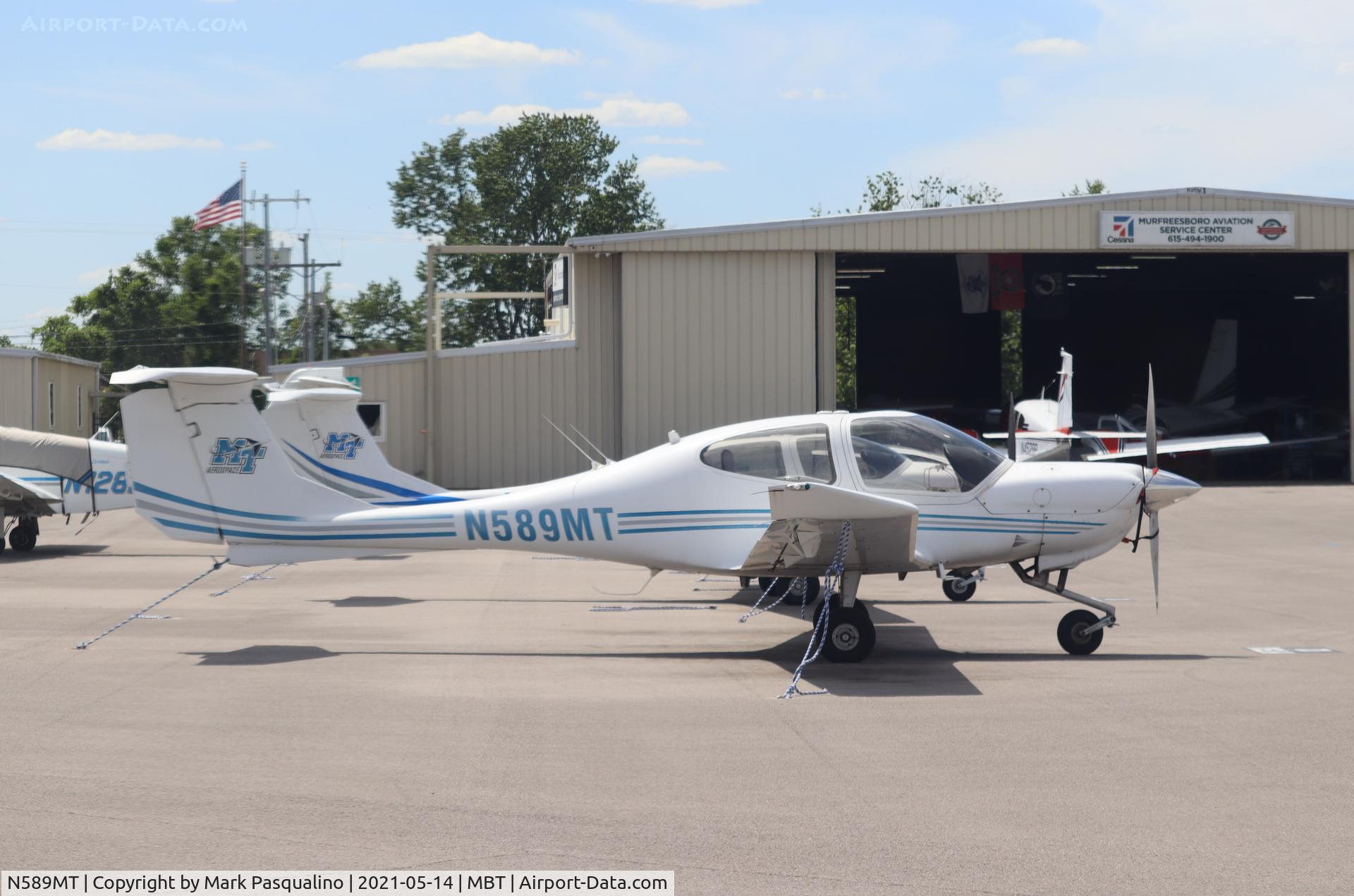 N589MT, Diamond DA-40 Diamond Star C/N 40.978, Diamond DA-40