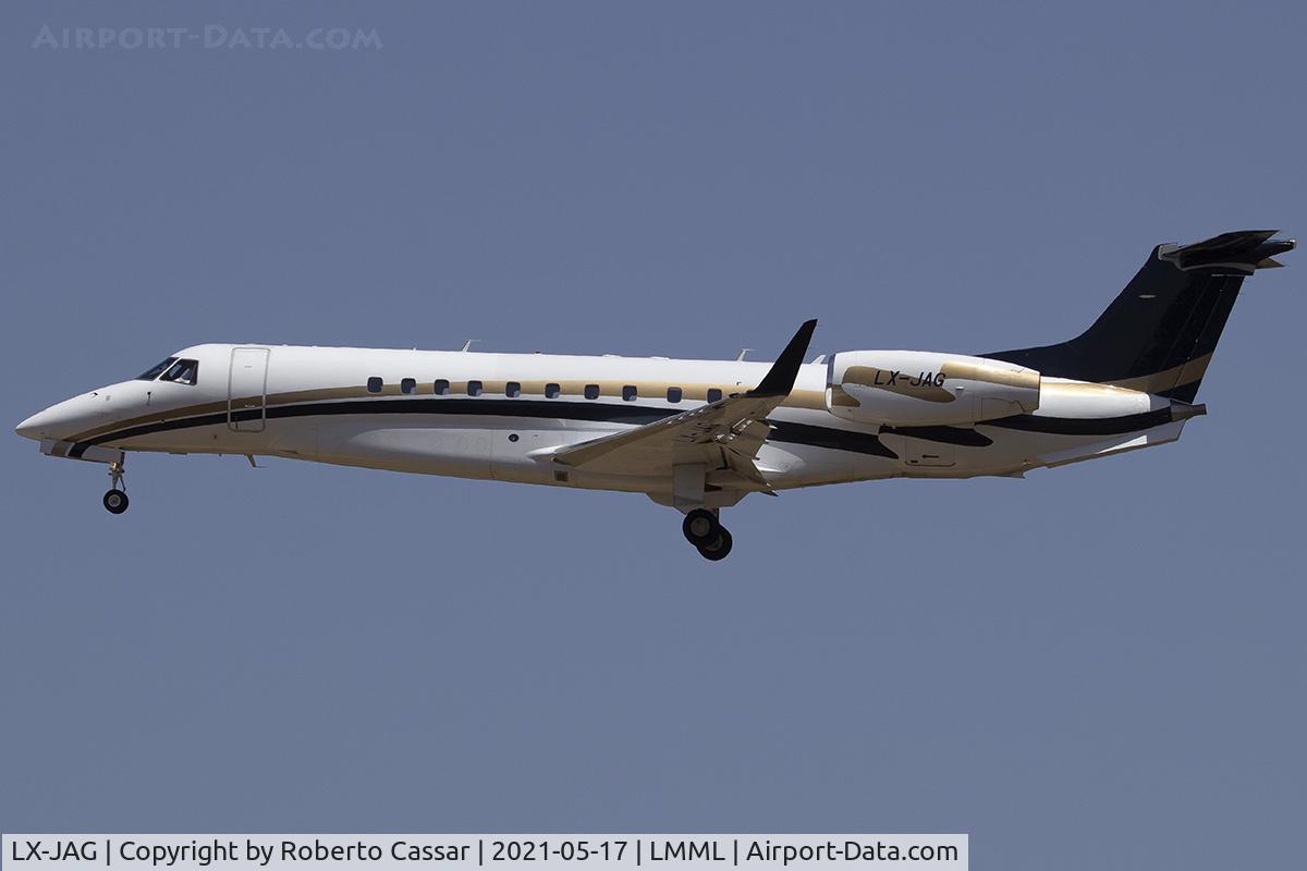 LX-JAG, 2007 Embraer ERJ-135BJ 600 Legacy C/N 14501002, Runway 31
