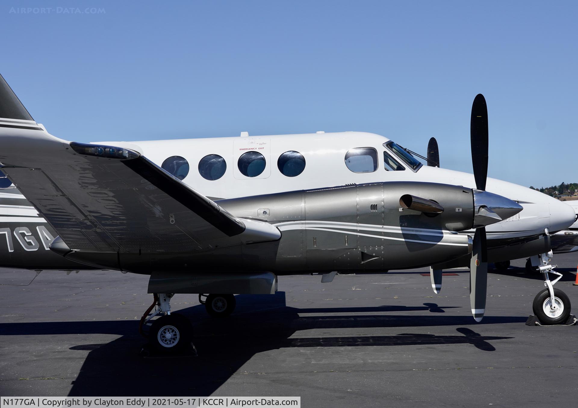 N177GA, 1997 Raytheon Aircraft Company B300 C/N FL-160, Buchanan Field Concord California 2021.