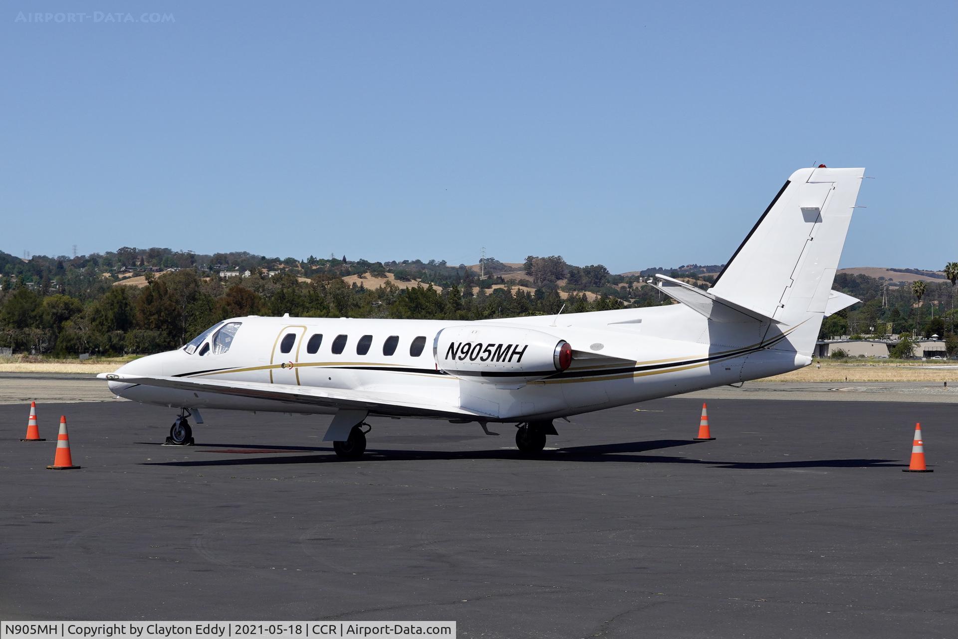 N905MH, 1982 Cessna 550 Citation II C/N 550-0454, Buchanan Field Concord California 2021.