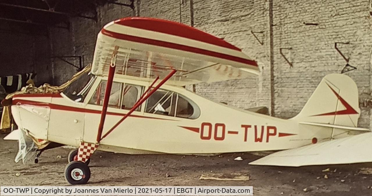 OO-TWP, 1946 Aeronca 7AC Champion C/N 7AC-3624, scan from slide