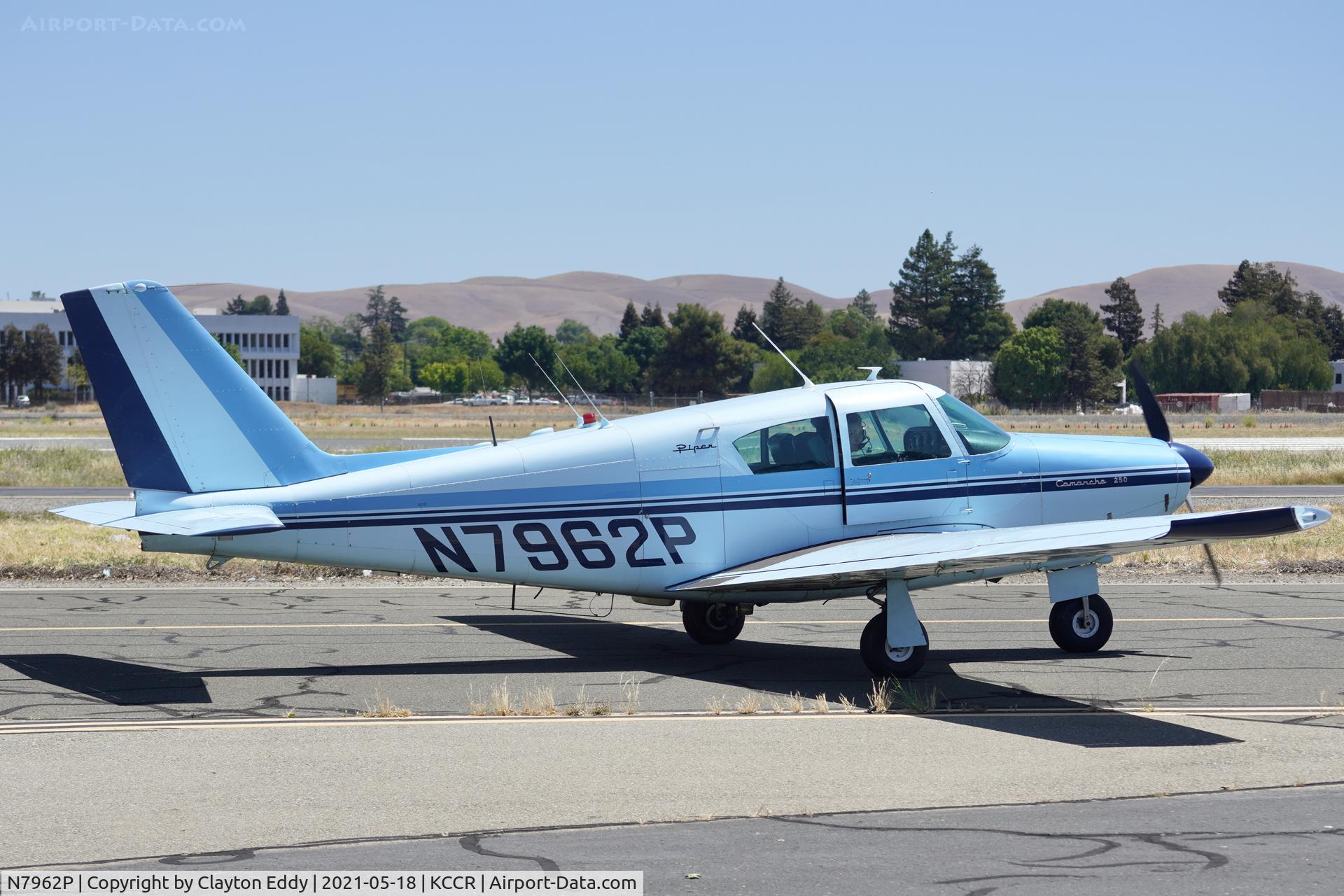 N7962P, 1962 Piper PA-24-250 Comanche C/N 24-3199, Buchanan Field Concord California 2021.