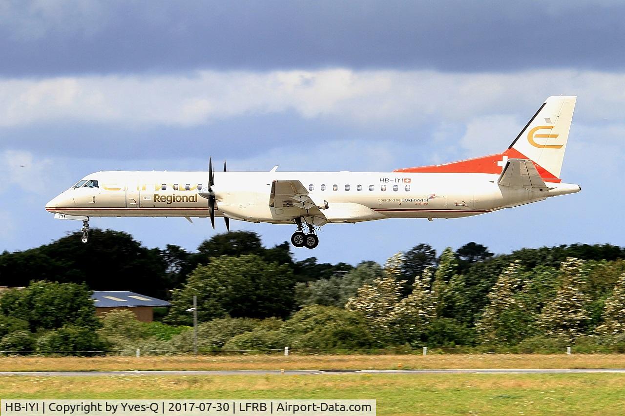HB-IYI, 1995 Saab 2000 C/N 2000-016, Saab 2000, On final rwy 25L, Brest-Bretagne airport (LFRB-BES)