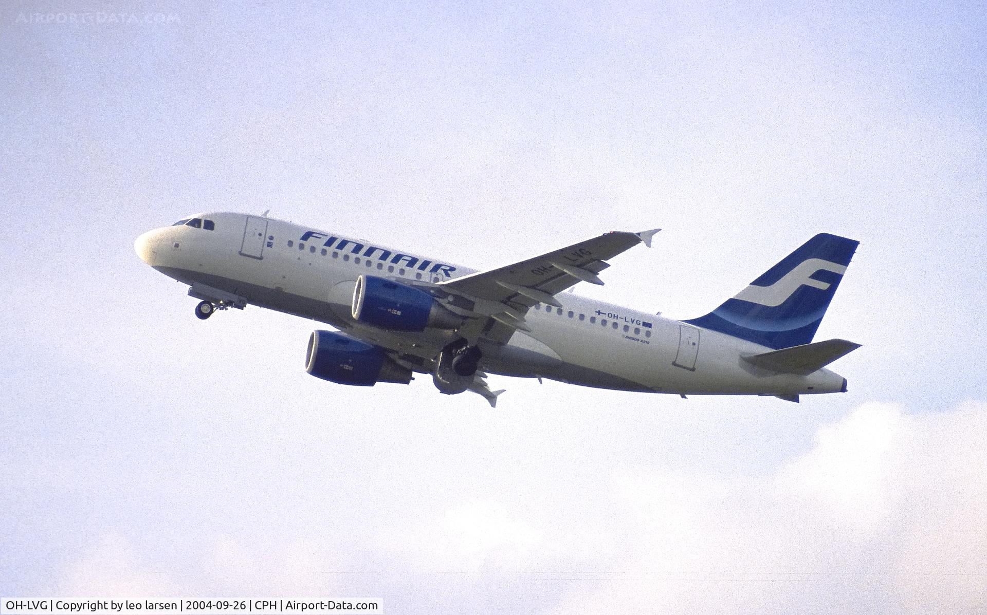 OH-LVG, 2003 Airbus A319-112 C/N 1916, Copenhagen 26.9.2004