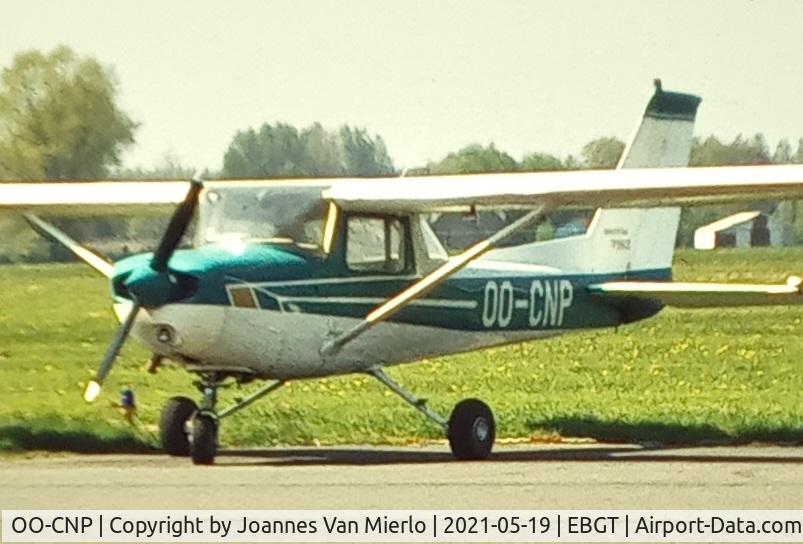 OO-CNP, 1978 Reims F152 C/N 1497, scan from slide