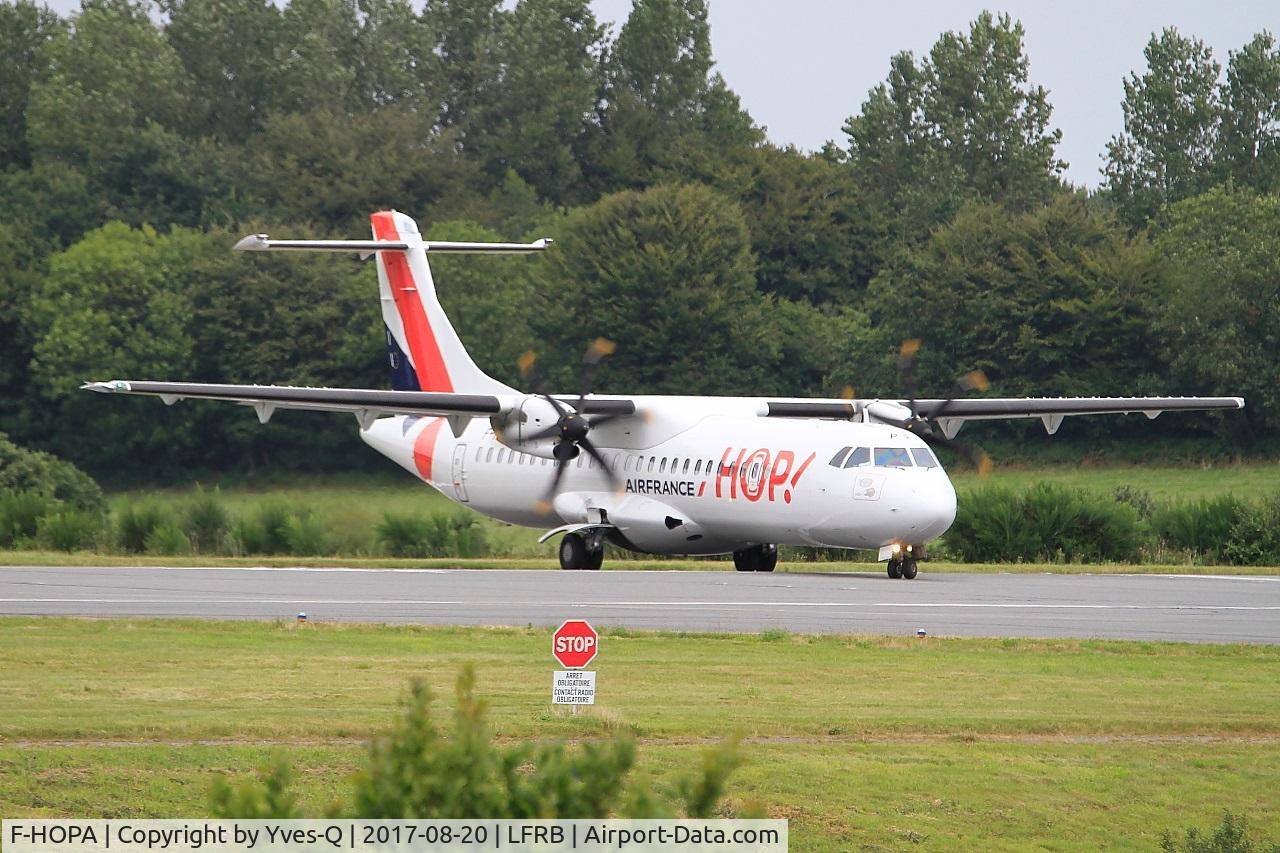 F-HOPA, 2013 ATR 72-600 C/N 1042, ATR 72-600, Lining up rwy 25L, Brest-Bretagne airport (LFRB-BES)