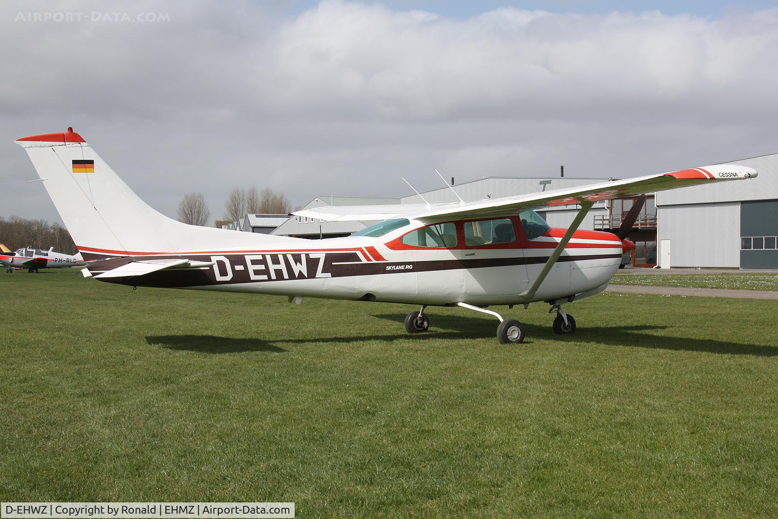 D-EHWZ, 1979 Reims FR182 Skylane RG C/N FR18200022, at ehmz