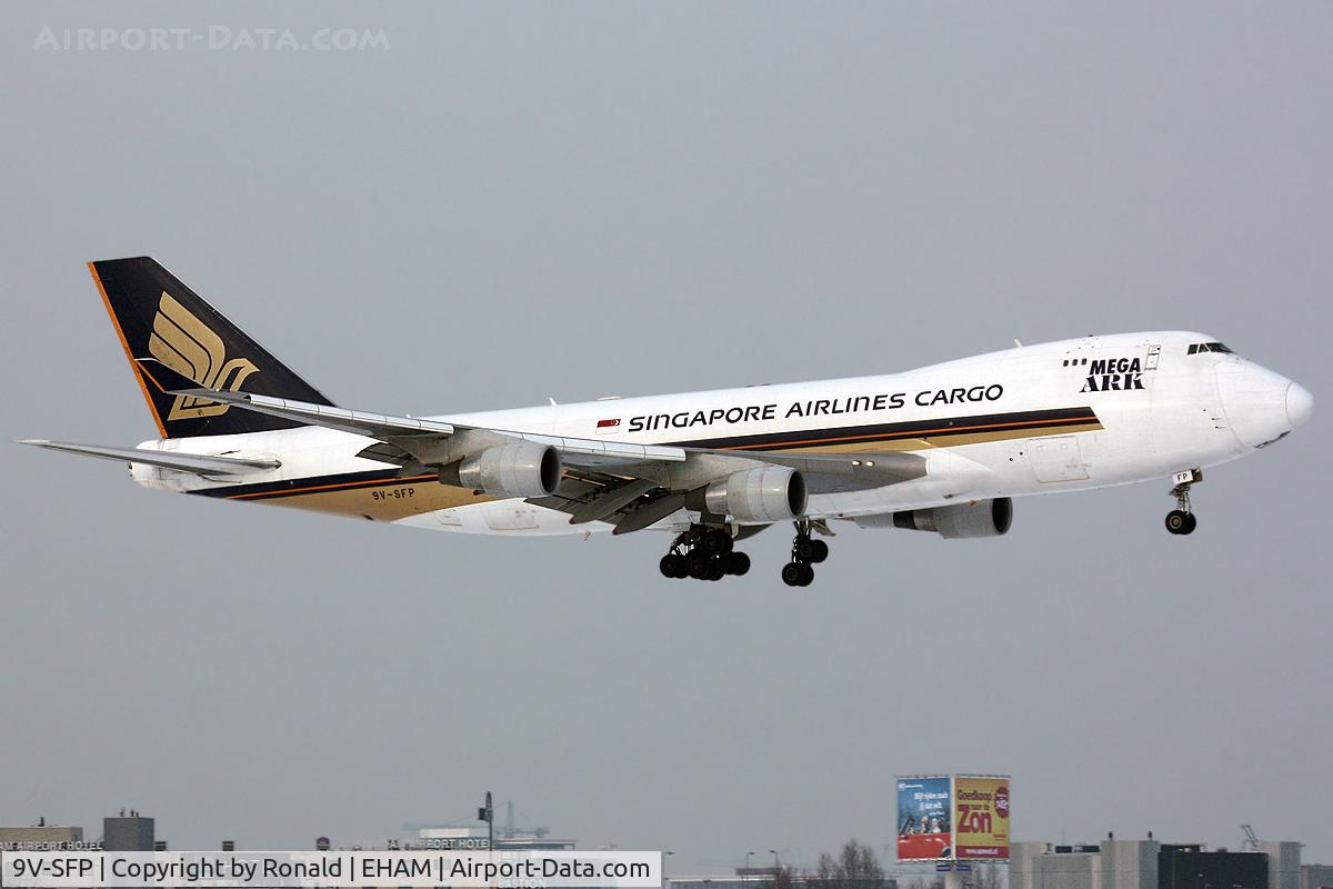 9V-SFP, 2005 Boeing 747-412F/SCD C/N 32902, at spl