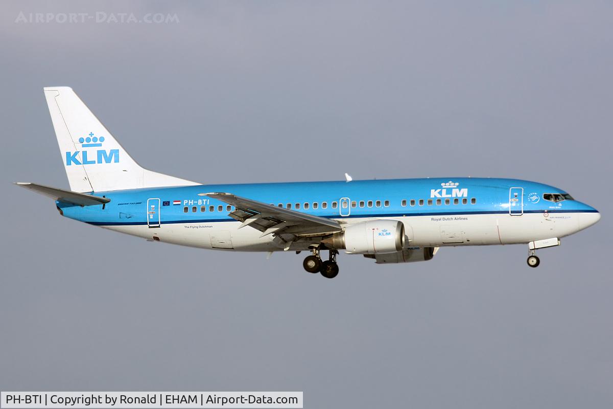 PH-BTI, 1997 Boeing 737-306 C/N 28720, at spl