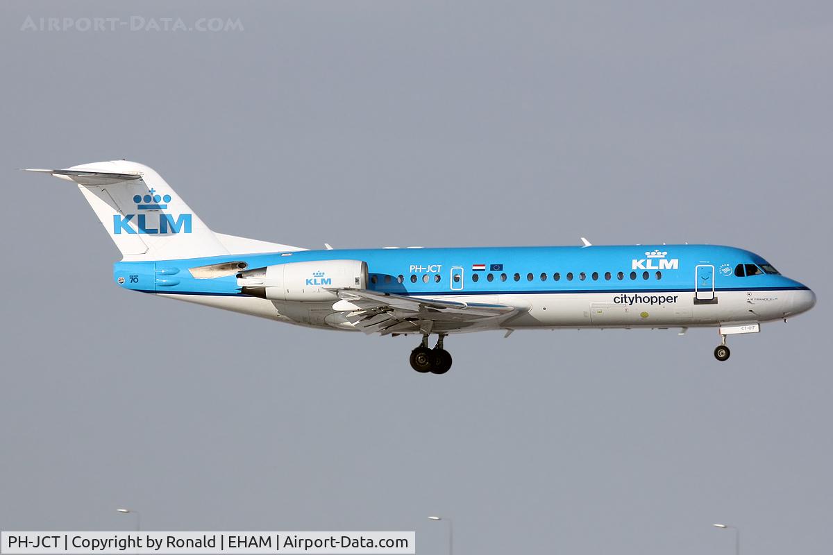 PH-JCT, 1995 Fokker 70 (F-28-0070) C/N 11537, at spl