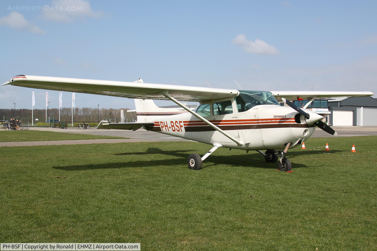 PH-BSF, 1979 Cessna 172N C/N 17272710, at ehmz