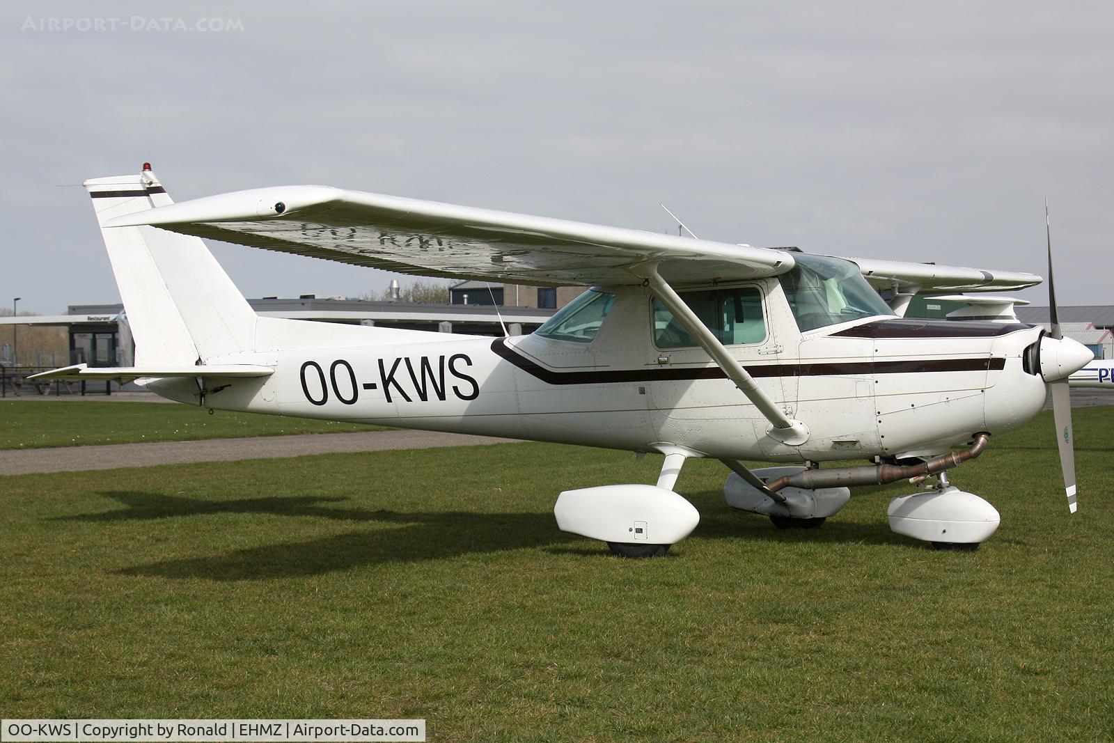 OO-KWS, Cessna 152 C/N 152-85985, at ehmz
