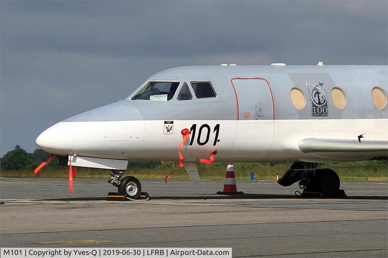 M101, 1977 Dassault Falcon 10MER C/N 101, Dassault Falcon 10 MER, Parking area, Brest-Bretagne airport (LFRB-BES)