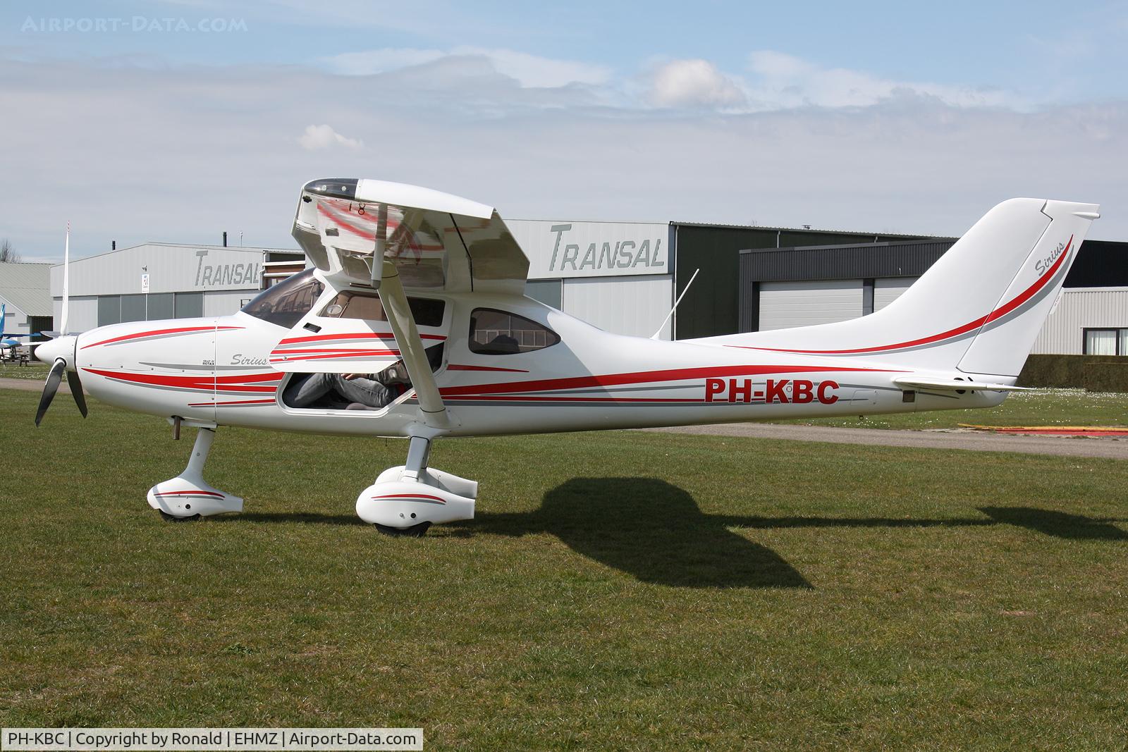PH-KBC, 2015 TL Ultralight 3000 Sirius C/N 15 SI 118, at ehmz