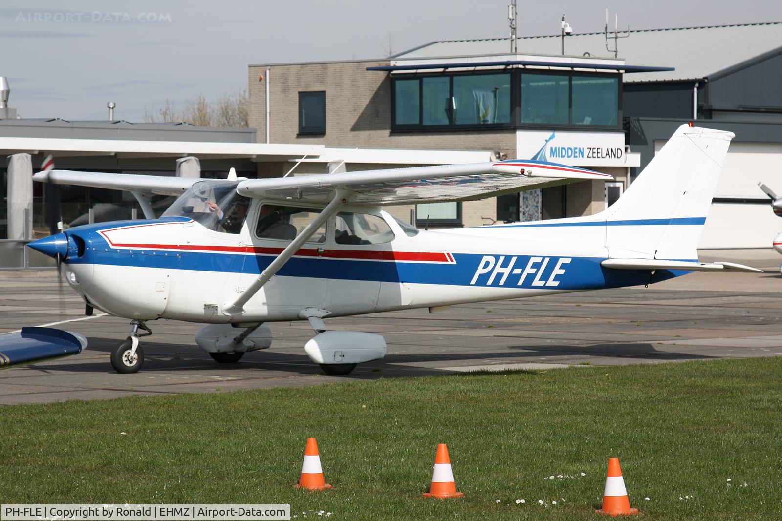 PH-FLE, 1977 Reims F172N Skyhawk C/N 1553, at ehmz