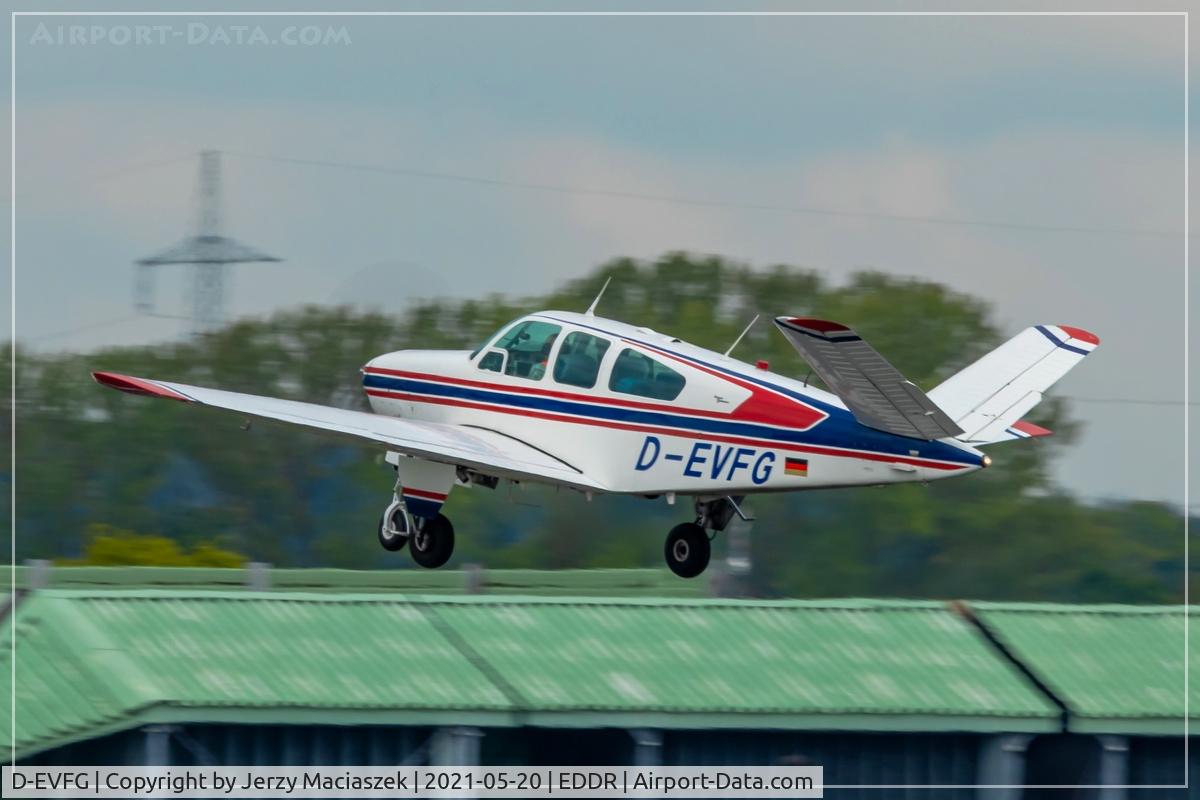D-EVFG, 1964 Beech S35 Bonanza Bonanza C/N D-7675, Beech S35 Bonanza, c/n: D-7675