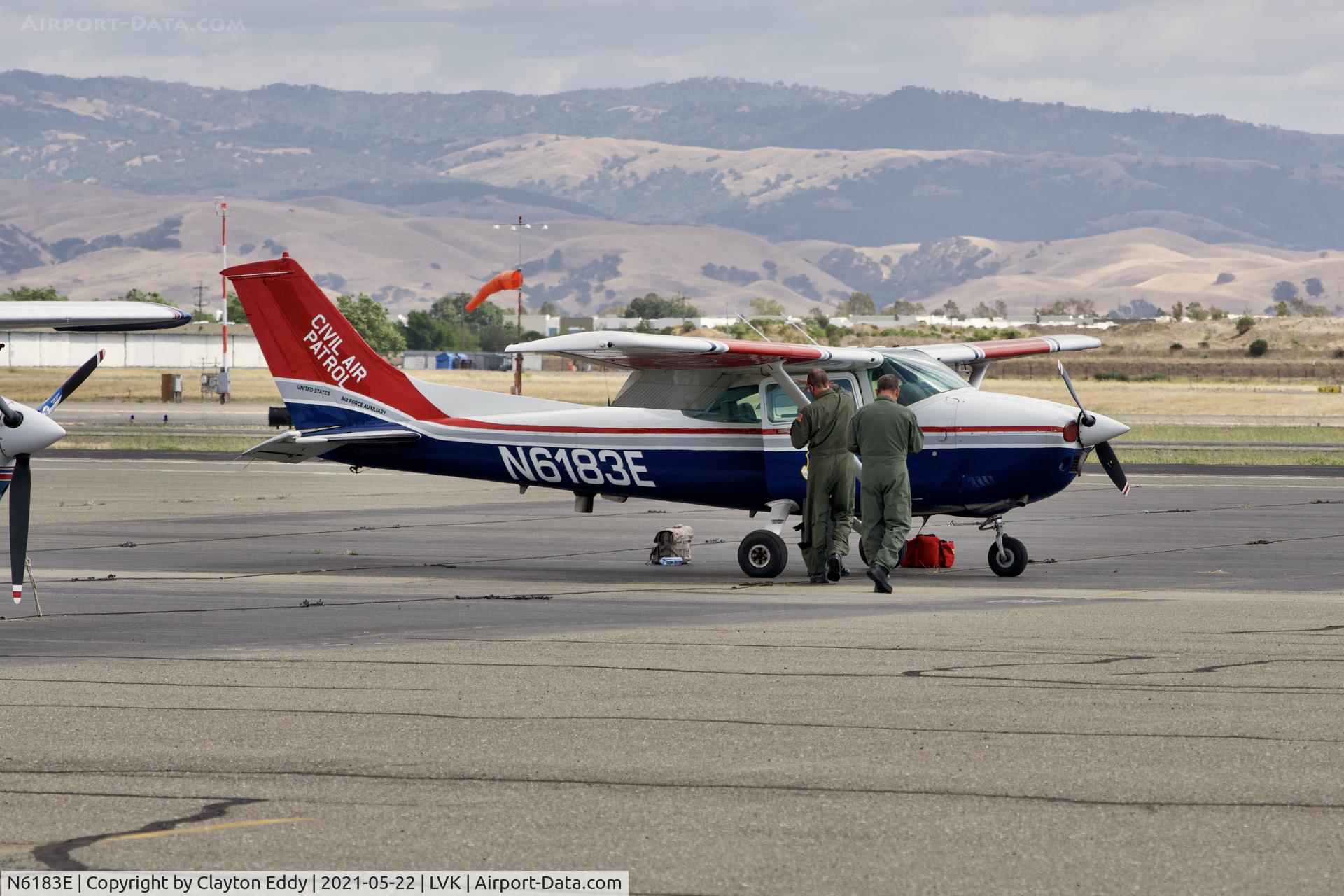 N6183E, 1983 Cessna 182R Skylane C/N 18268351, Livermore Airport California 2021.
