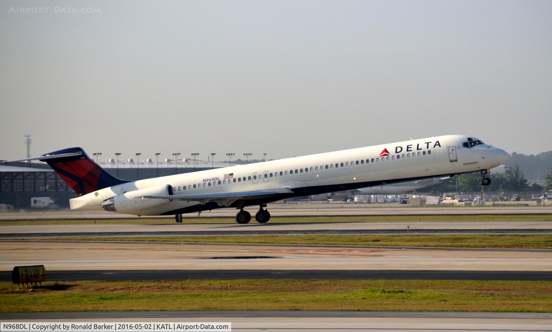 N968DL, 1990 McDonnell Douglas MD-88 C/N 53161, Takeoff Atlanta