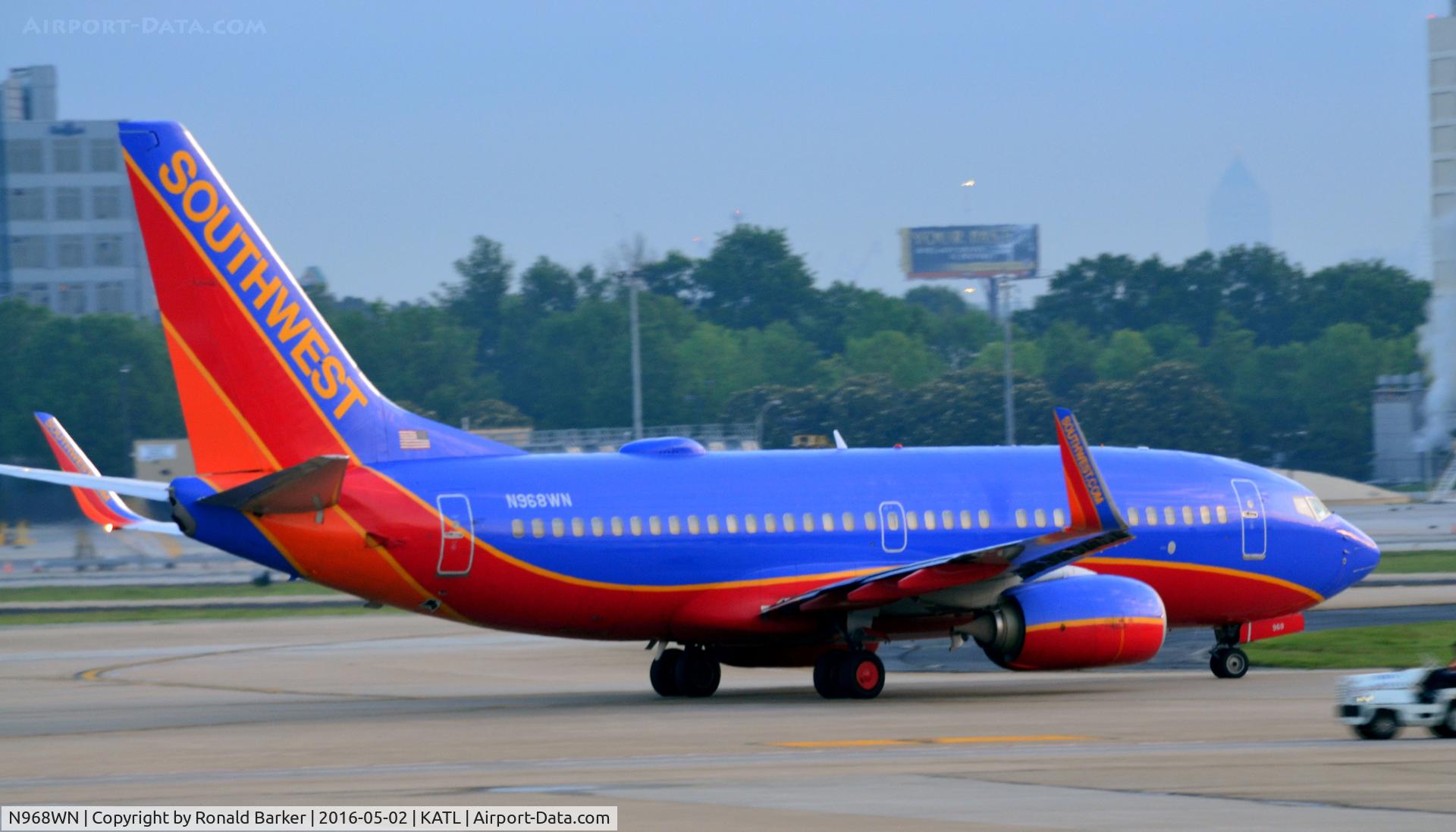 N968WN, 2011 Boeing 737-7H4 C/N 36679, Taxi Atlanta