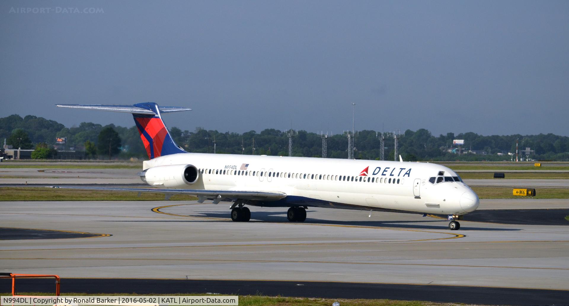 N994DL, 1991 McDonnell Douglas MD-88 C/N 53346, Taxi Atlanta