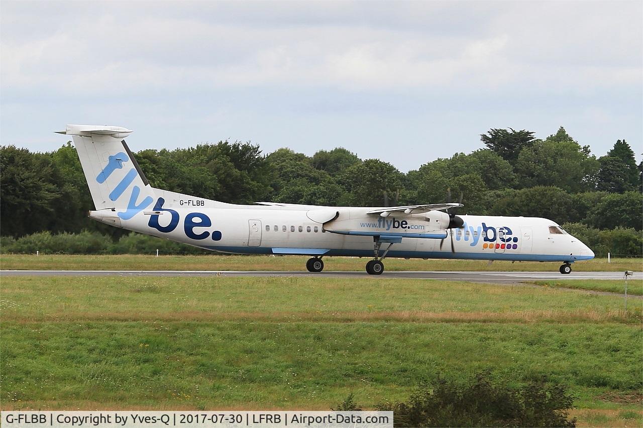 G-FLBB, 2009 De Havilland Canada DHC-8-402Q Dash 8 C/N 4255, De Havilland Canada DHC-8-402Q Dash 8, Taxiing rwy 25L, Brest-Bretagne airport (LFRB-BES)