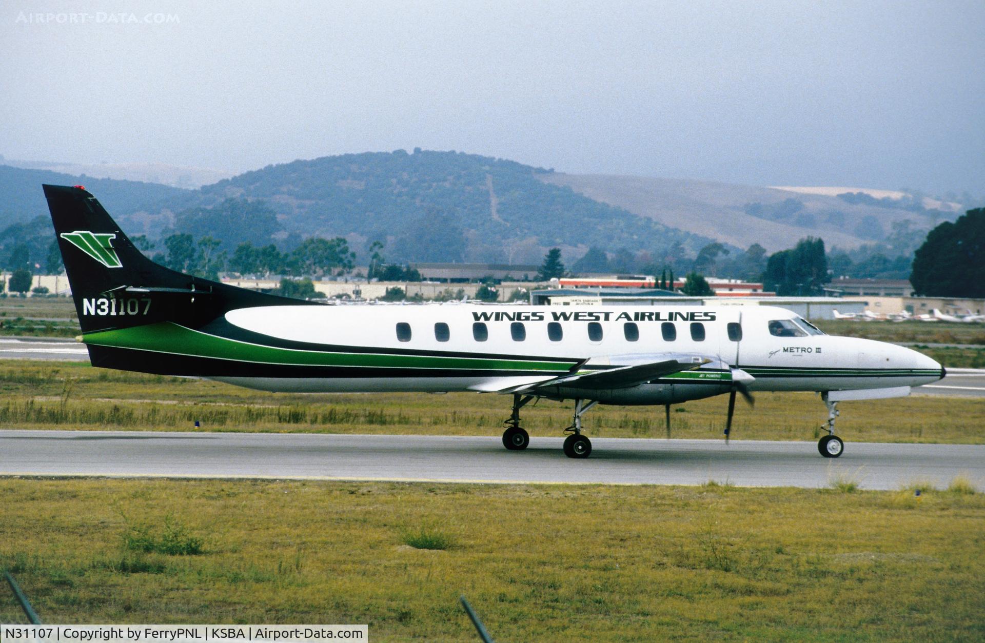 N31107, 1982 Swearingen SA227-AC Metro III C/N AC-545, Wings West SA227 taxiing for departure