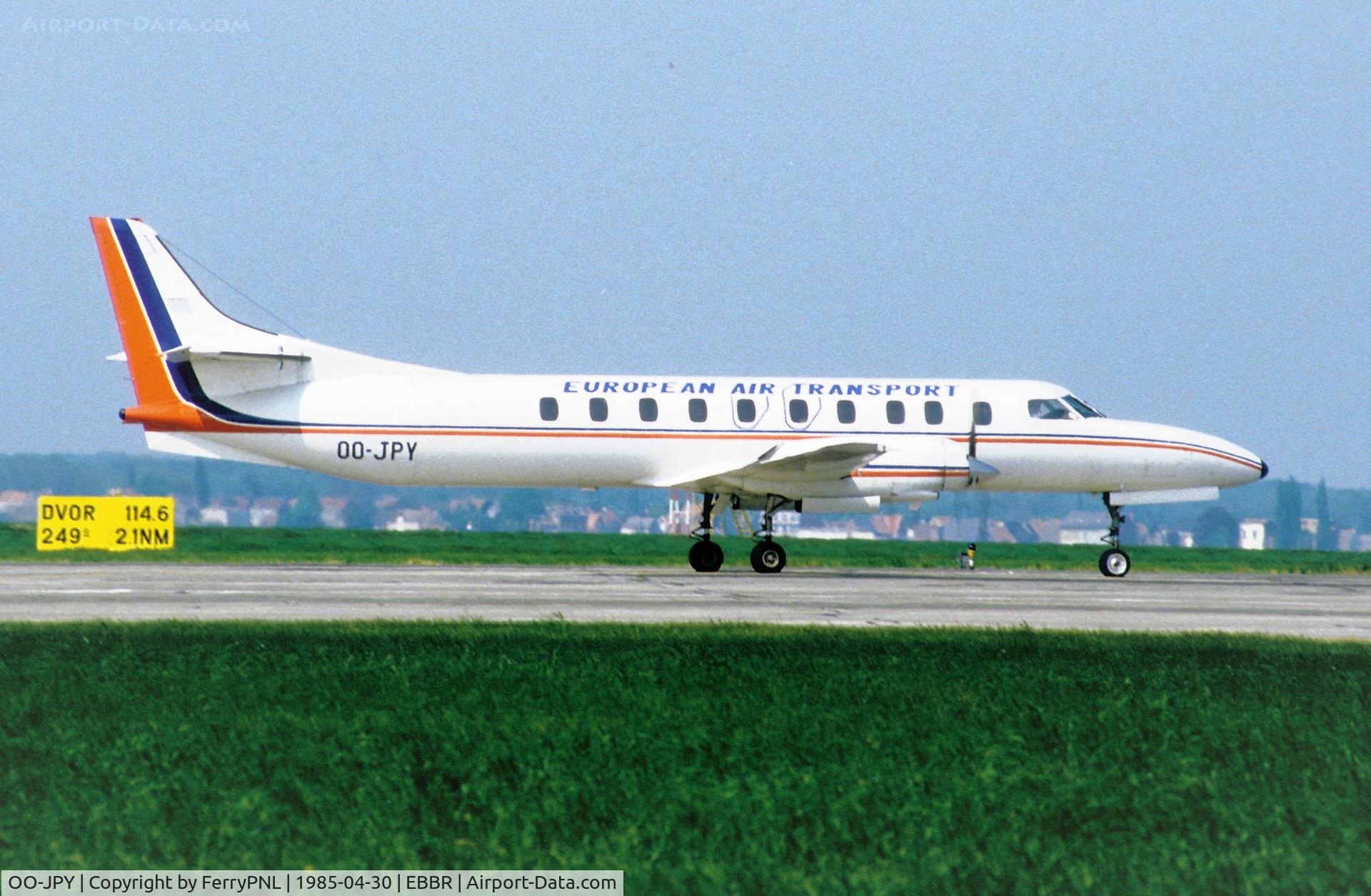 OO-JPY, 1980 Swearingen SA-226TC Metro II C/N TC-393, EAT SA226 lining-up