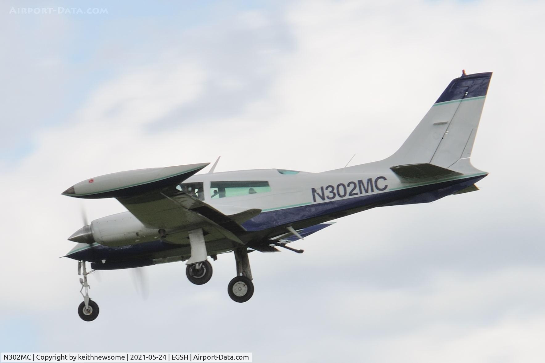 N302MC, 1973 Cessna T310Q C/N 310Q0909, Arriving at Norwich.