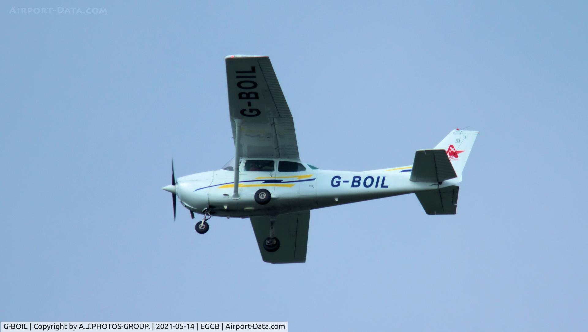 G-BOIL, 1979 Cessna 172N C/N 172-71301, dep barton crossed the 23R at egcc went over to hill top turned round and then went back to barton crossing egcc runway 23R.
took photo going pass my home on the way back to barton.