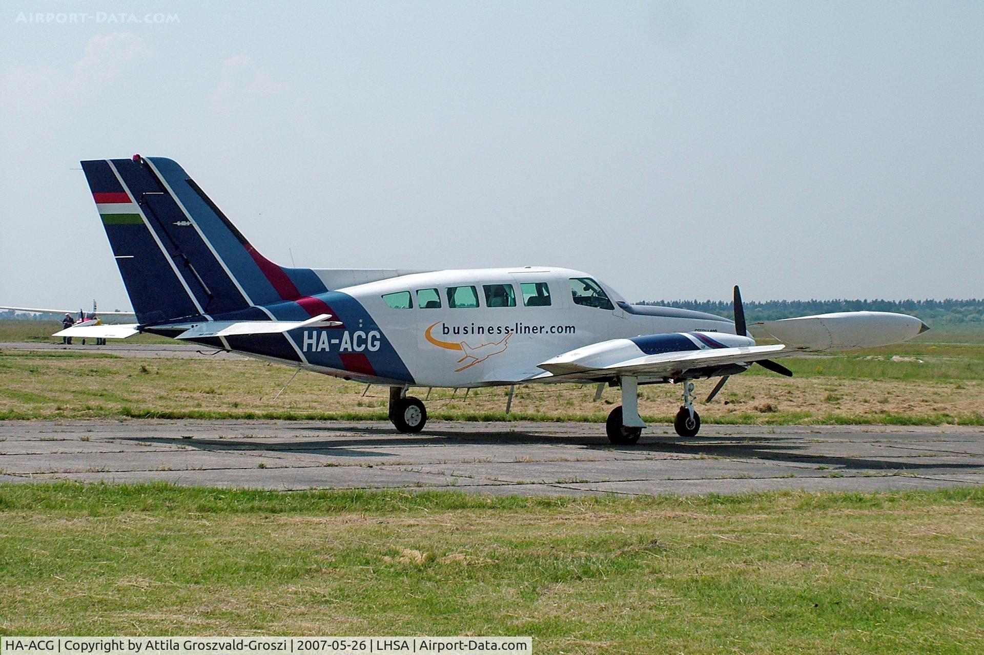 HA-ACG, 1992 Cessna 402B Businessliner III C/N 402B-1222, LHSA - Szentkirályszabadja Airport, Hungary