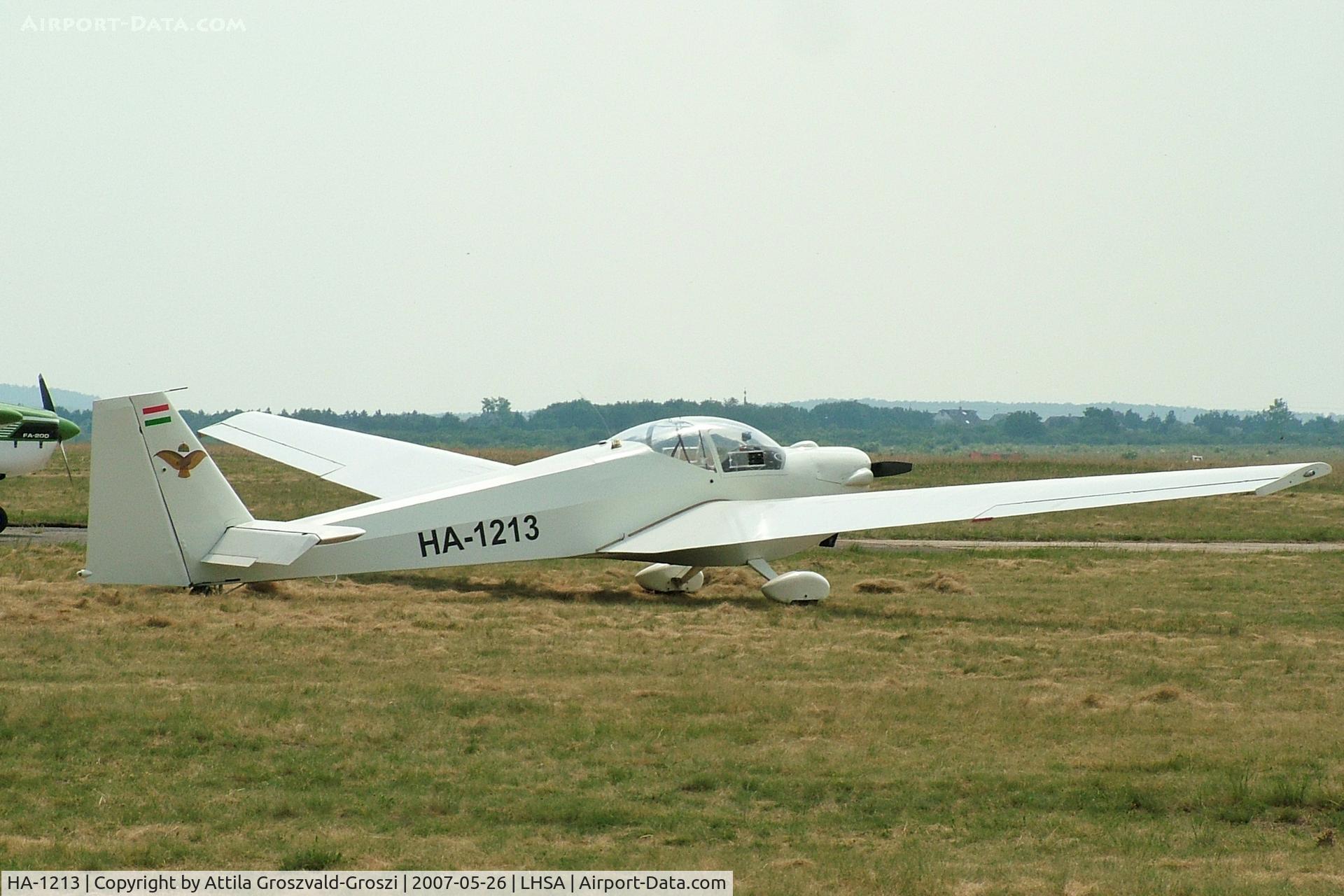 HA-1213, 1985 Scheibe SF-25C Falke C/N 44369, LHSA - Szentkirályszabadja Airport, Hungary